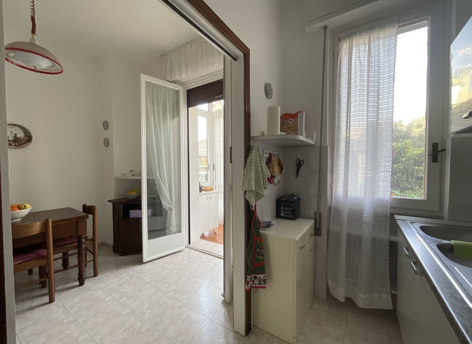 Appartamento in vendita a Savona, Centro