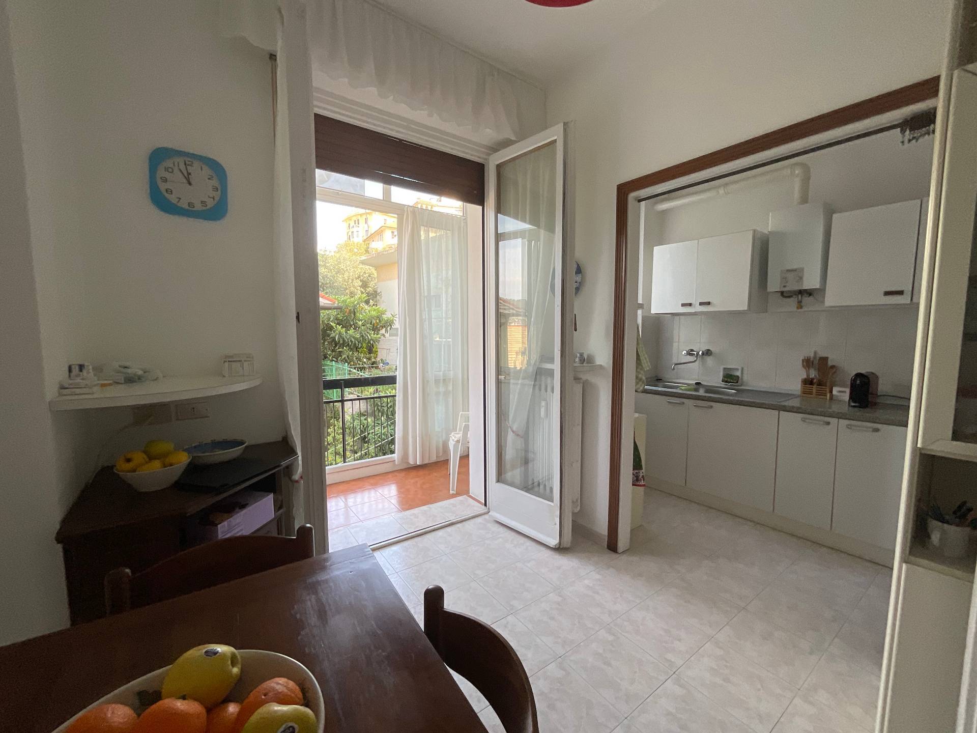 Appartamento in vendita a Savona, Centro