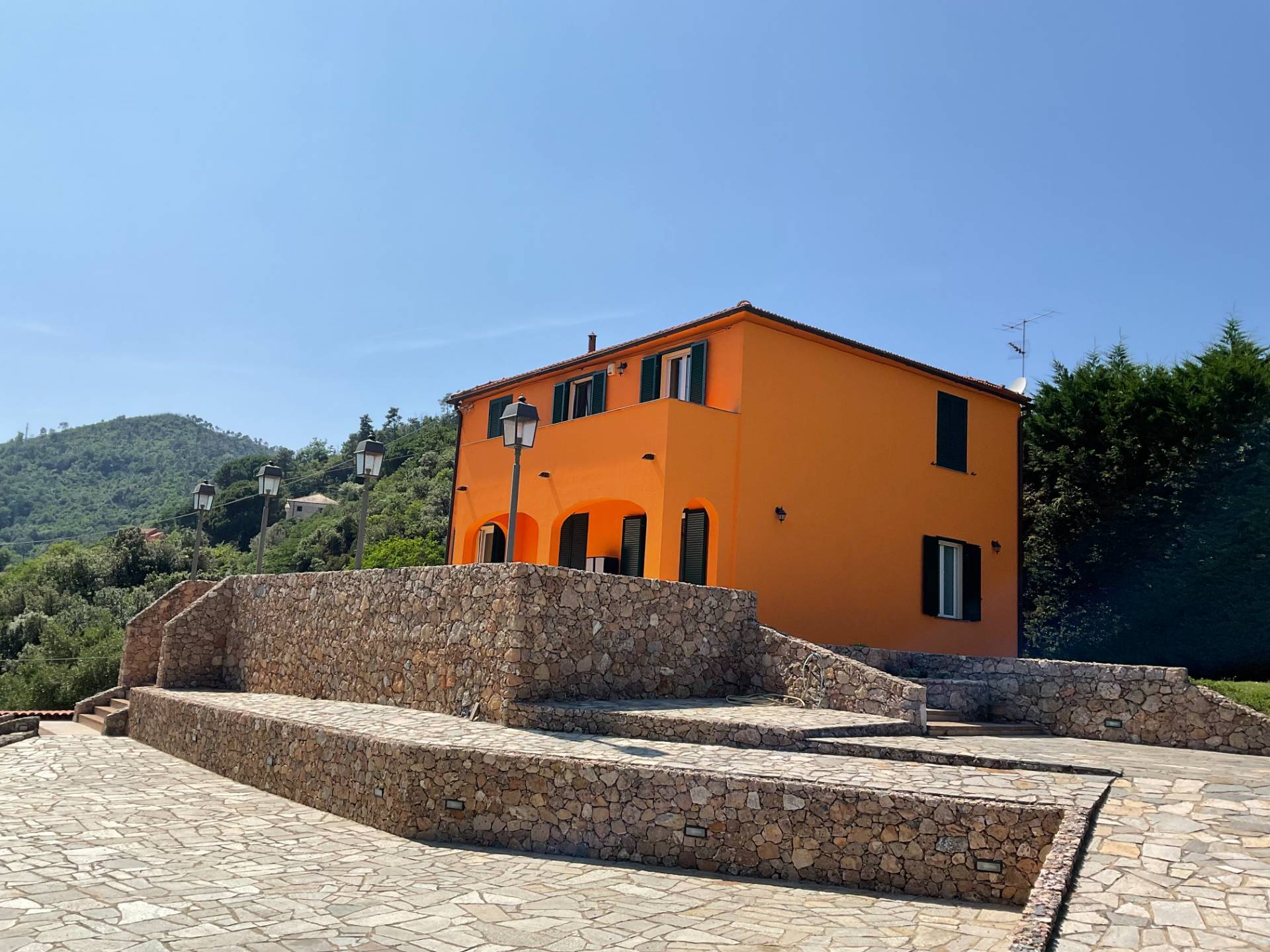 Casa singola in vendita a Savona, Santuario