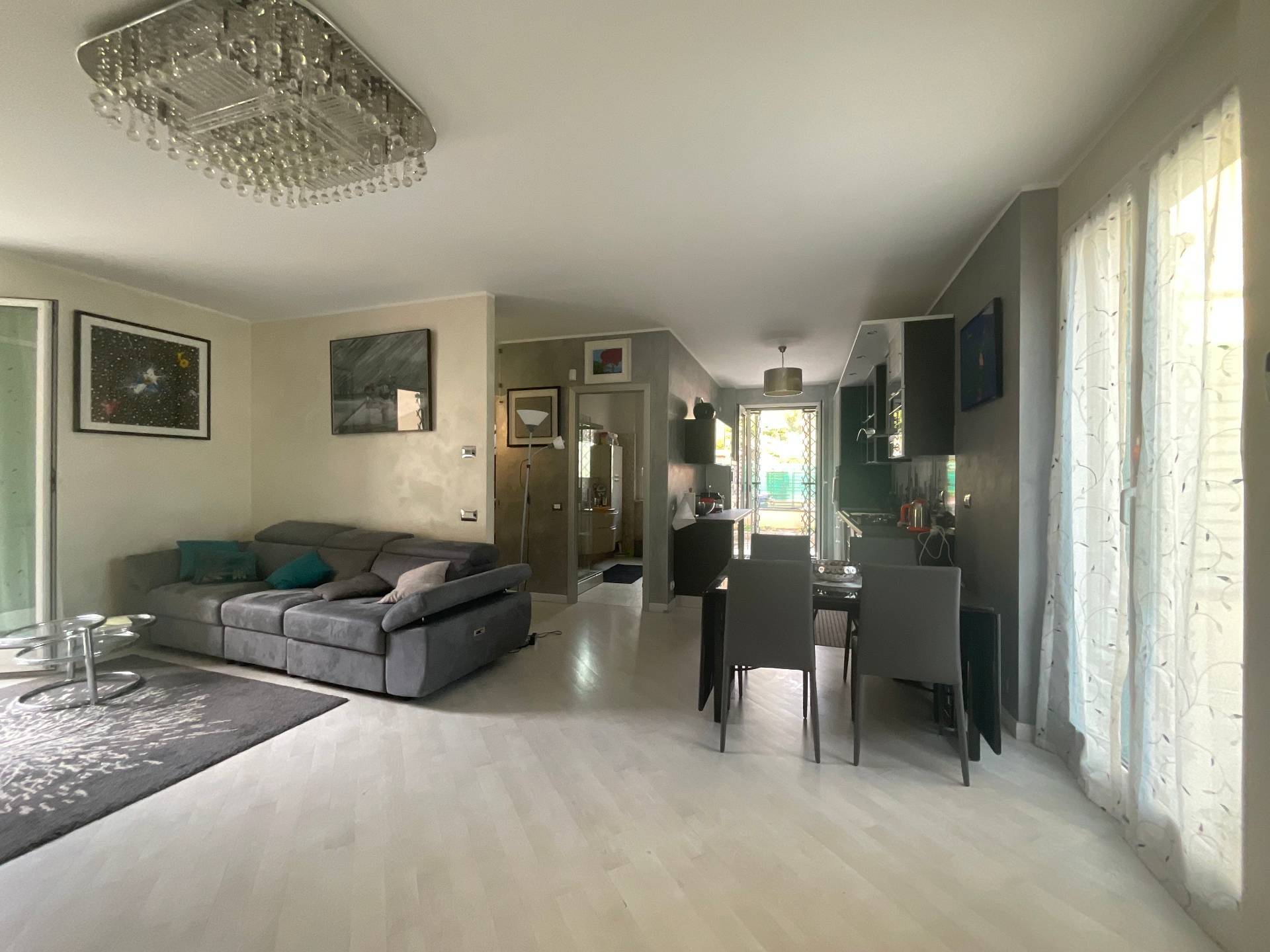 Villette a schiera in affitto a Albisola Superiore