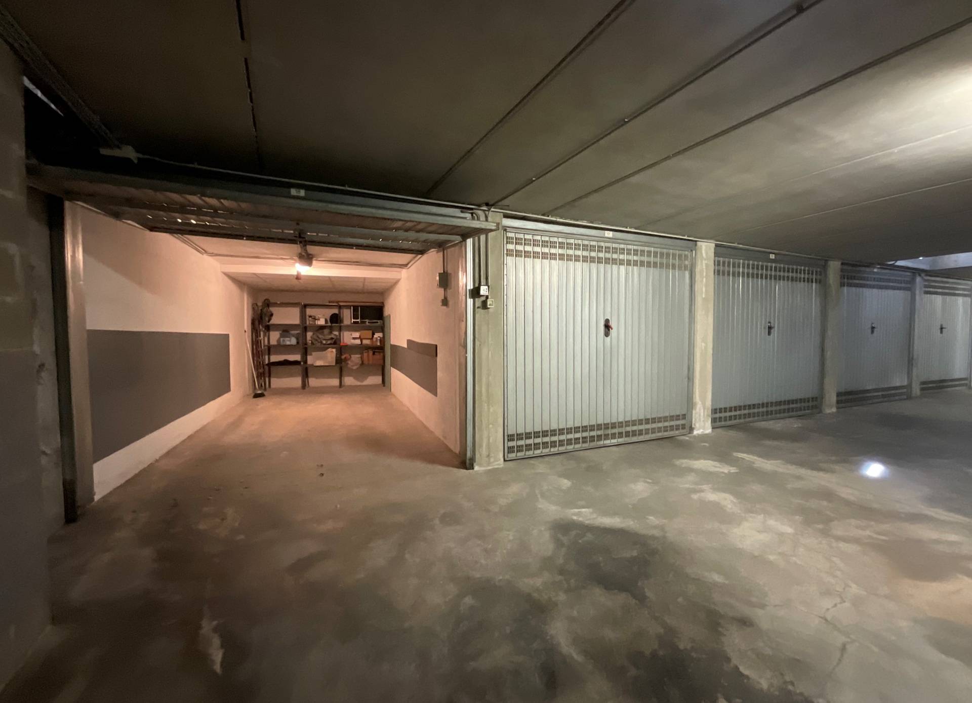 Box o garage in vendita a Savona, Villetta