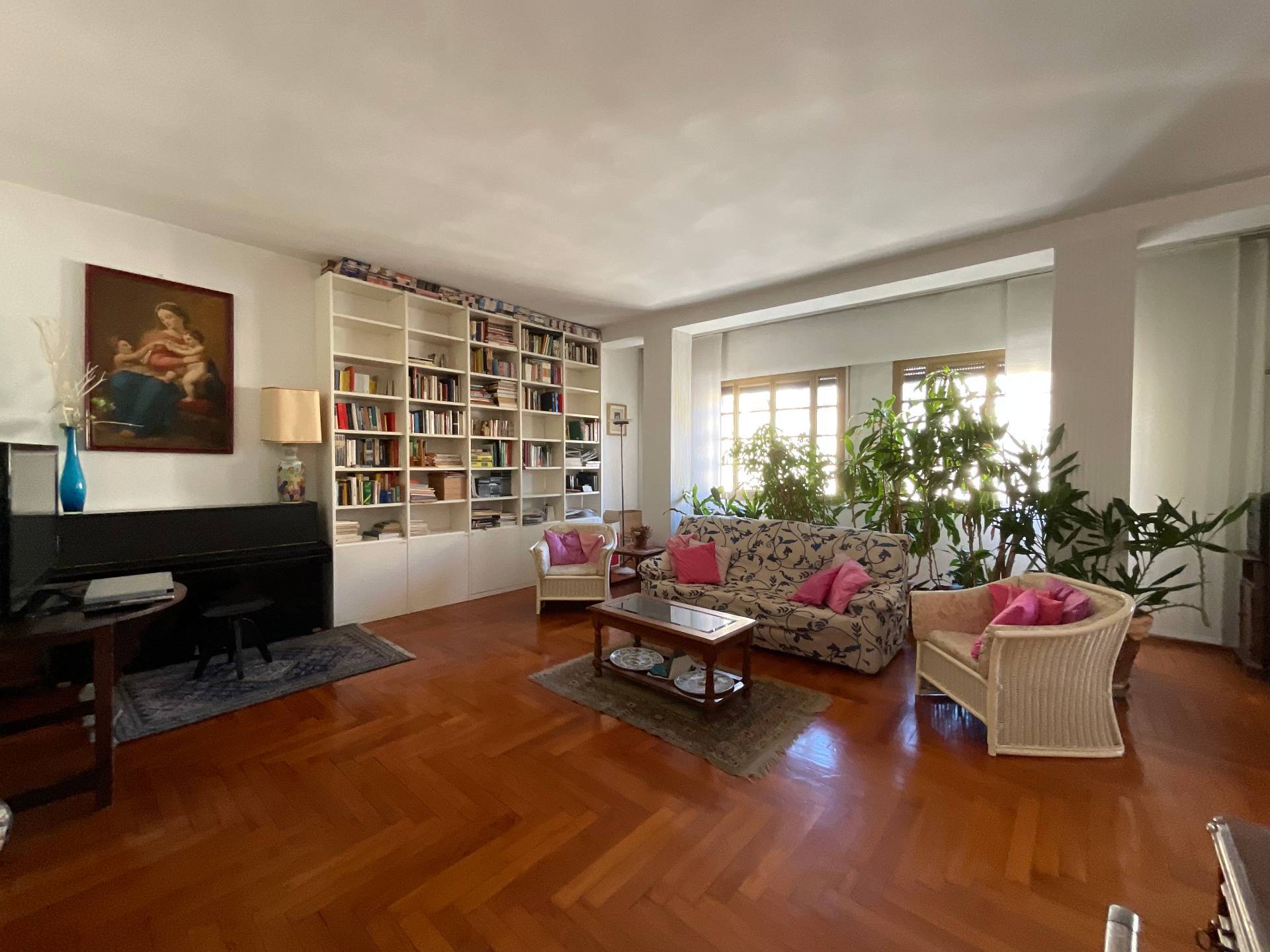 Appartamento in vendita a Savona, Centro