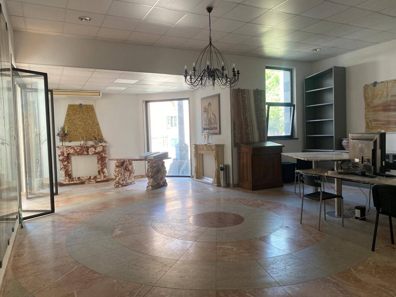 Studio/Ufficio in affitto a Savona