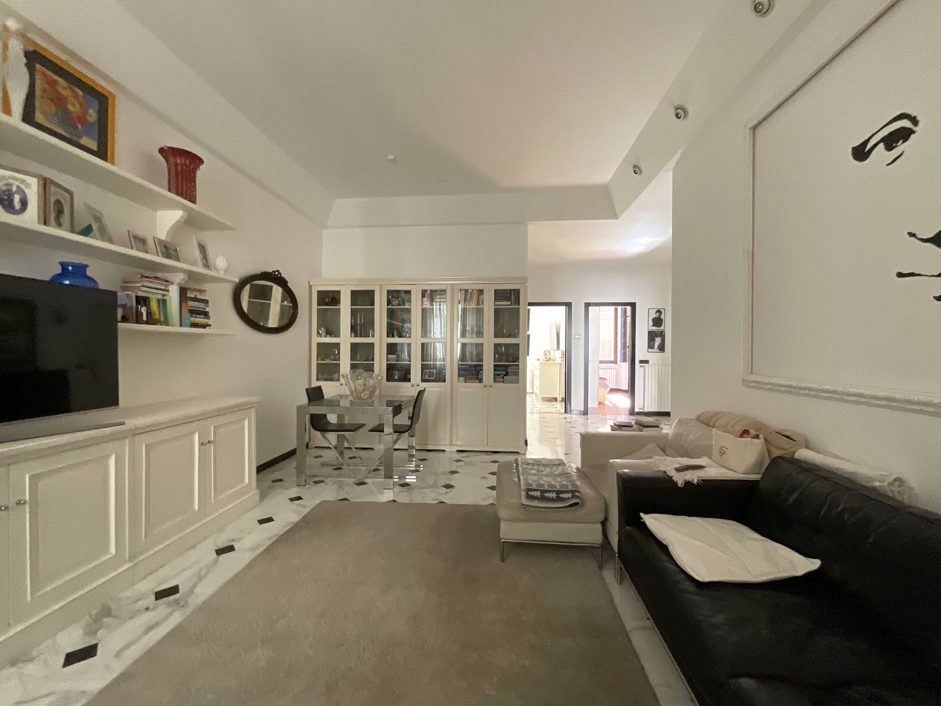 Appartamento in vendita a Savona, Centro