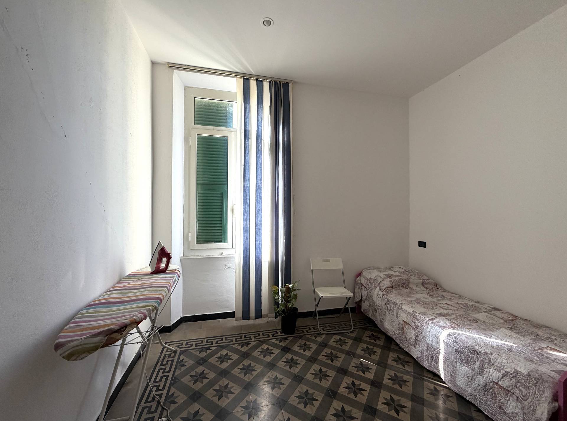 Appartamento in vendita a Savona, Centro