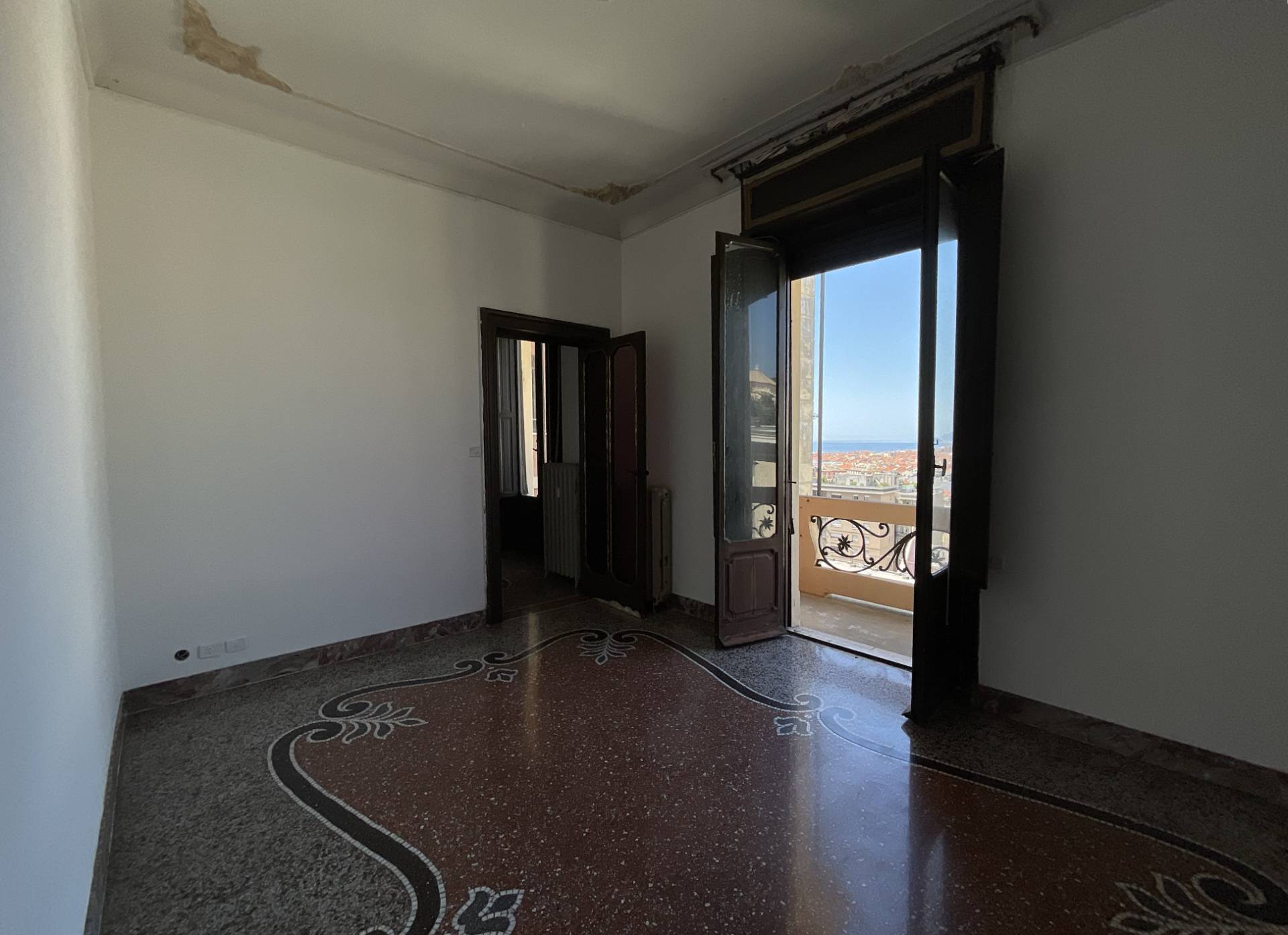 Appartamento in vendita a Savona, Villetta