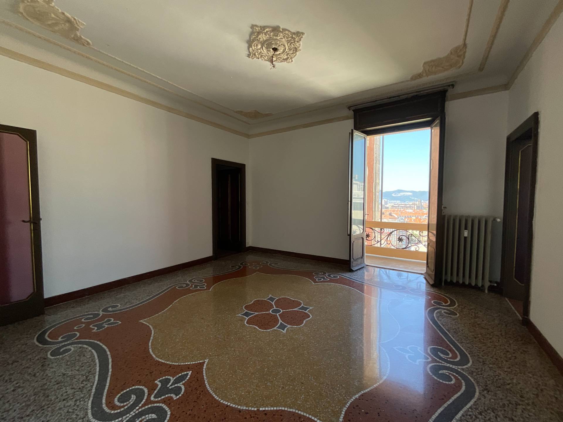 Appartamento in vendita a Savona, Villetta