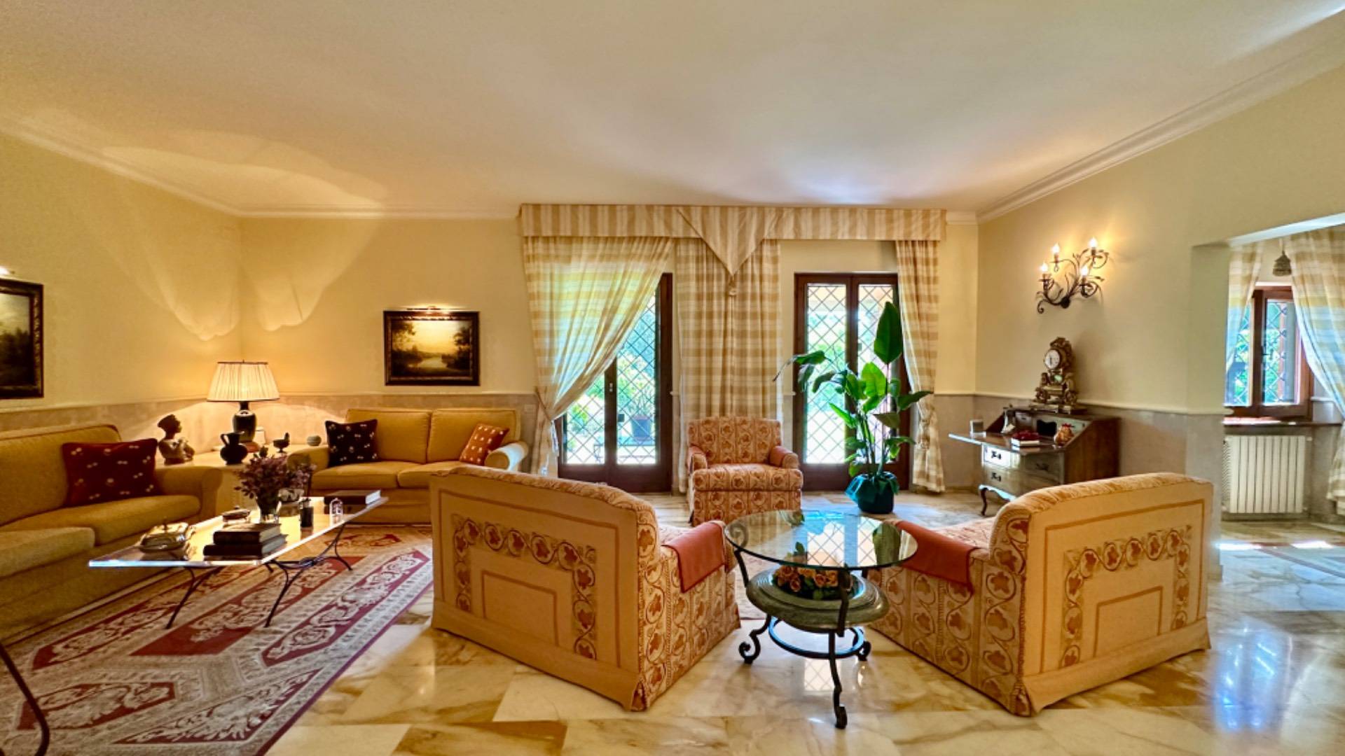 Bifamiliare in vendita a Roma, Olgiata