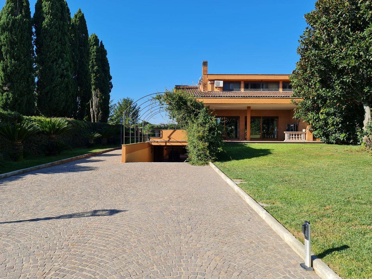 Villa in affitto a Roma, Olgiata