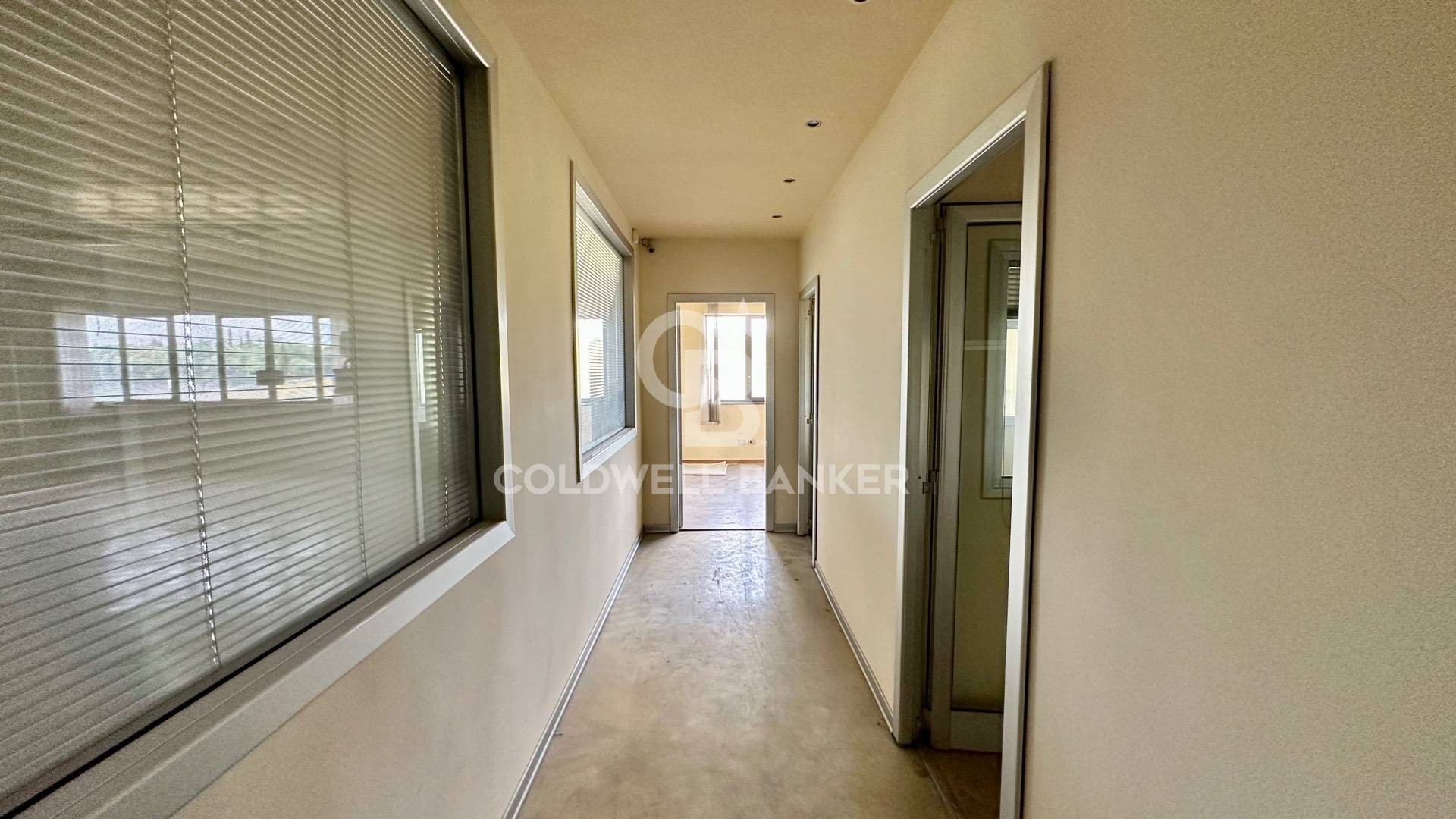 Locale commerciale in vendita a Formello, Le Macere