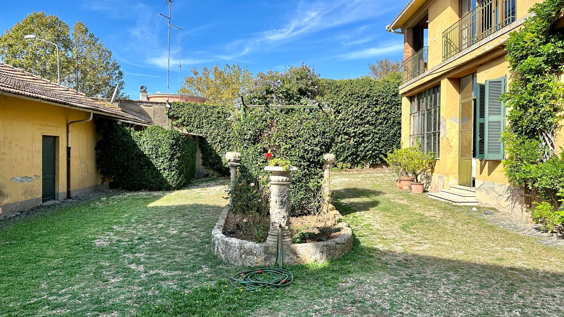 Villa in vendita a Manziana