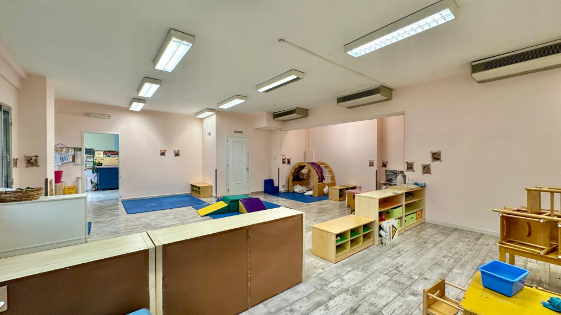 Ufficio in vendita a Roma, EUR