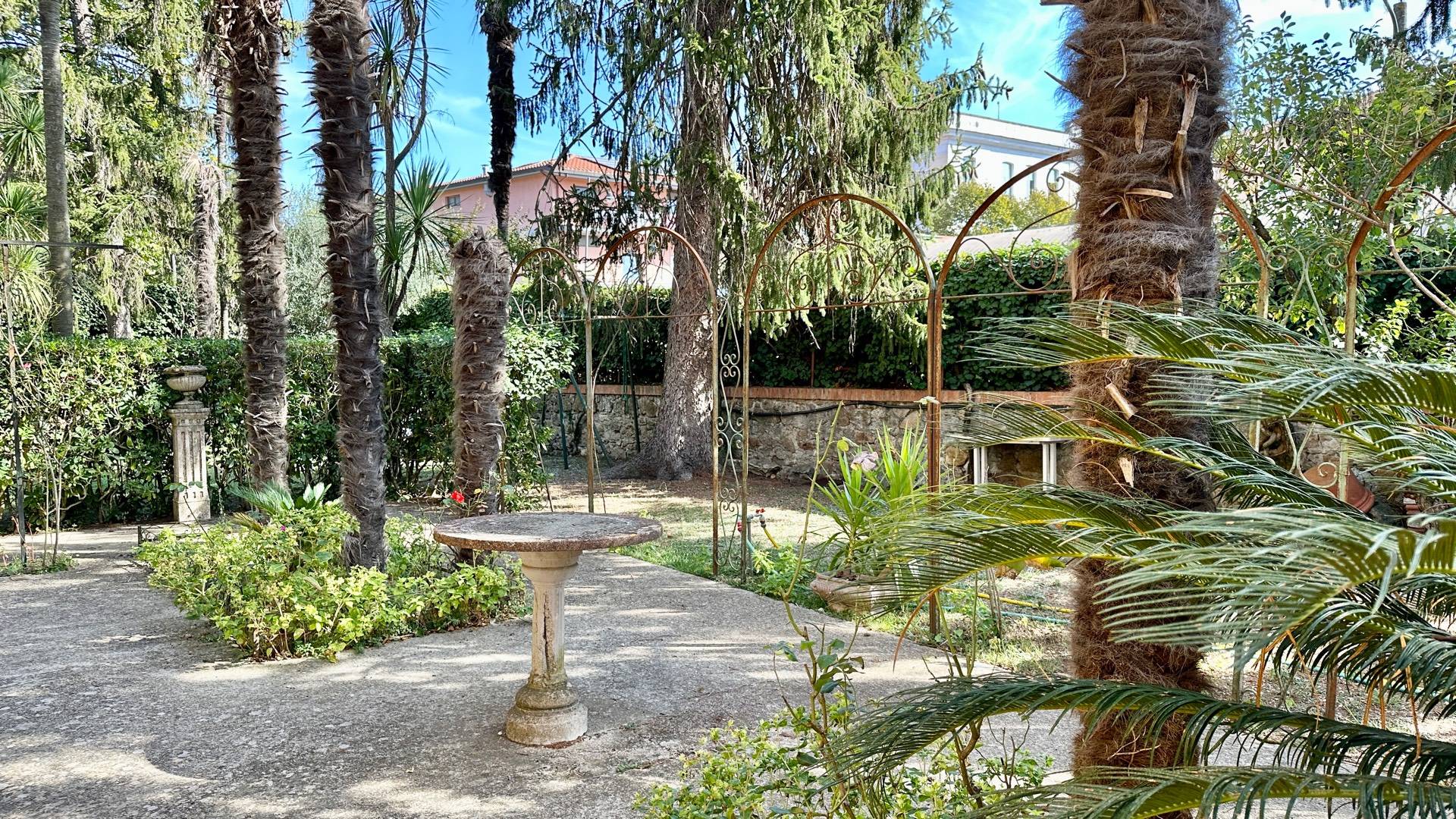 Villa in vendita a Manziana