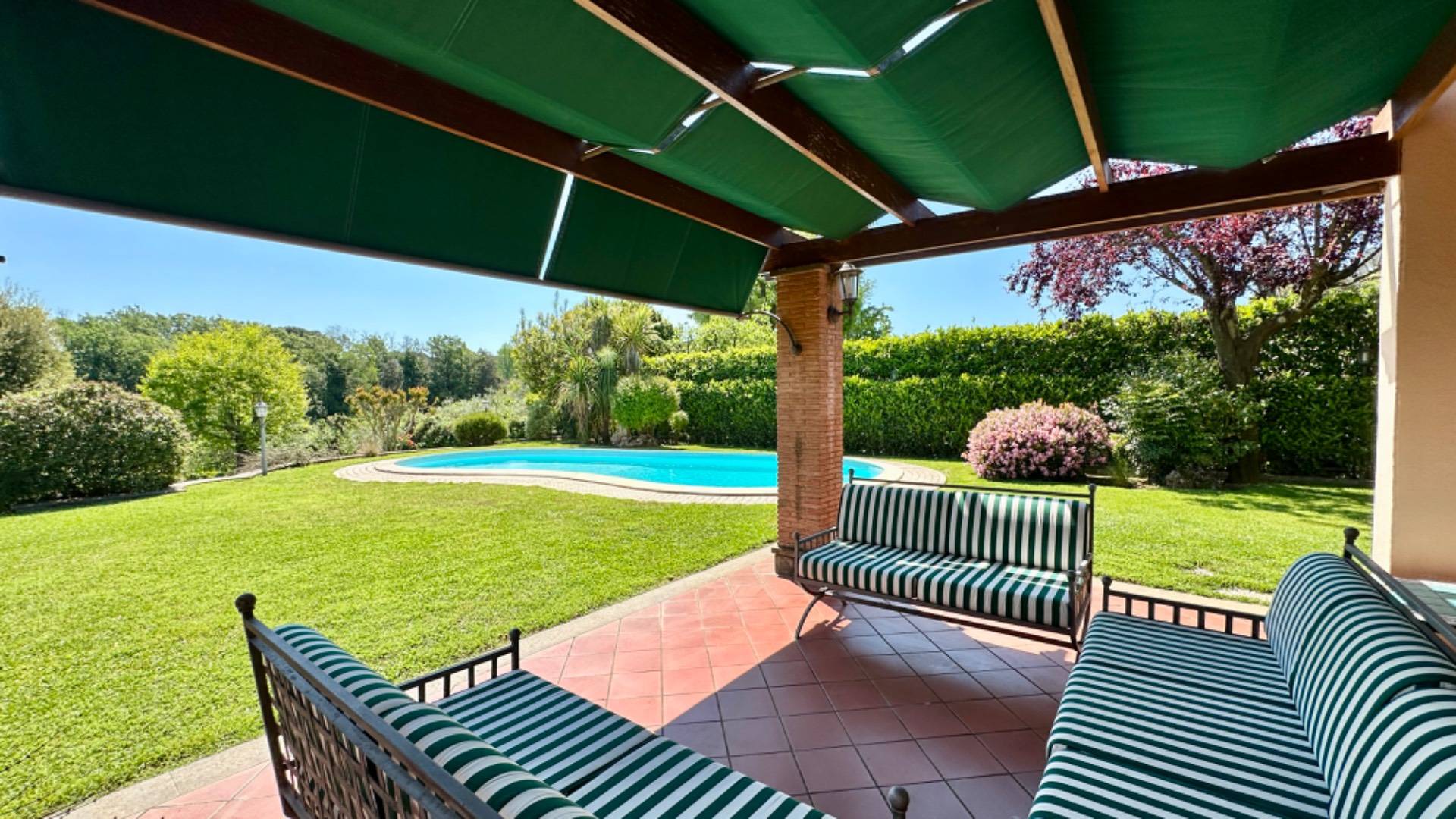 Bifamiliare in vendita a Roma, Olgiata