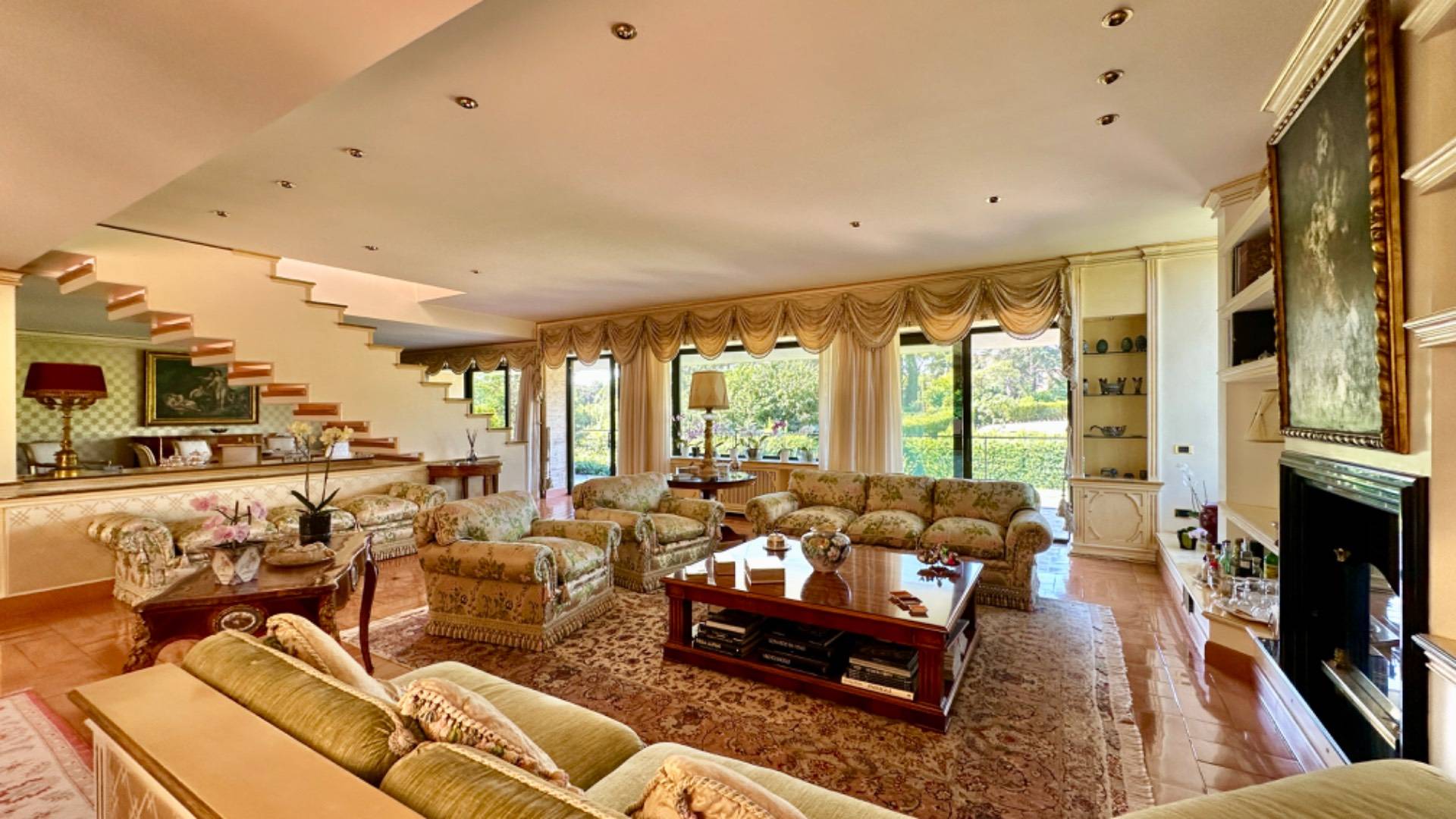 Villa bifamiliare in vendita a Roma, Olgiata