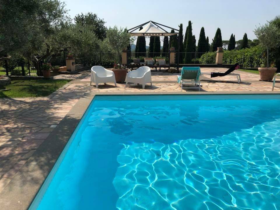 Villa in vendita a Campagnano di Roma, Loc. Selva Grossa