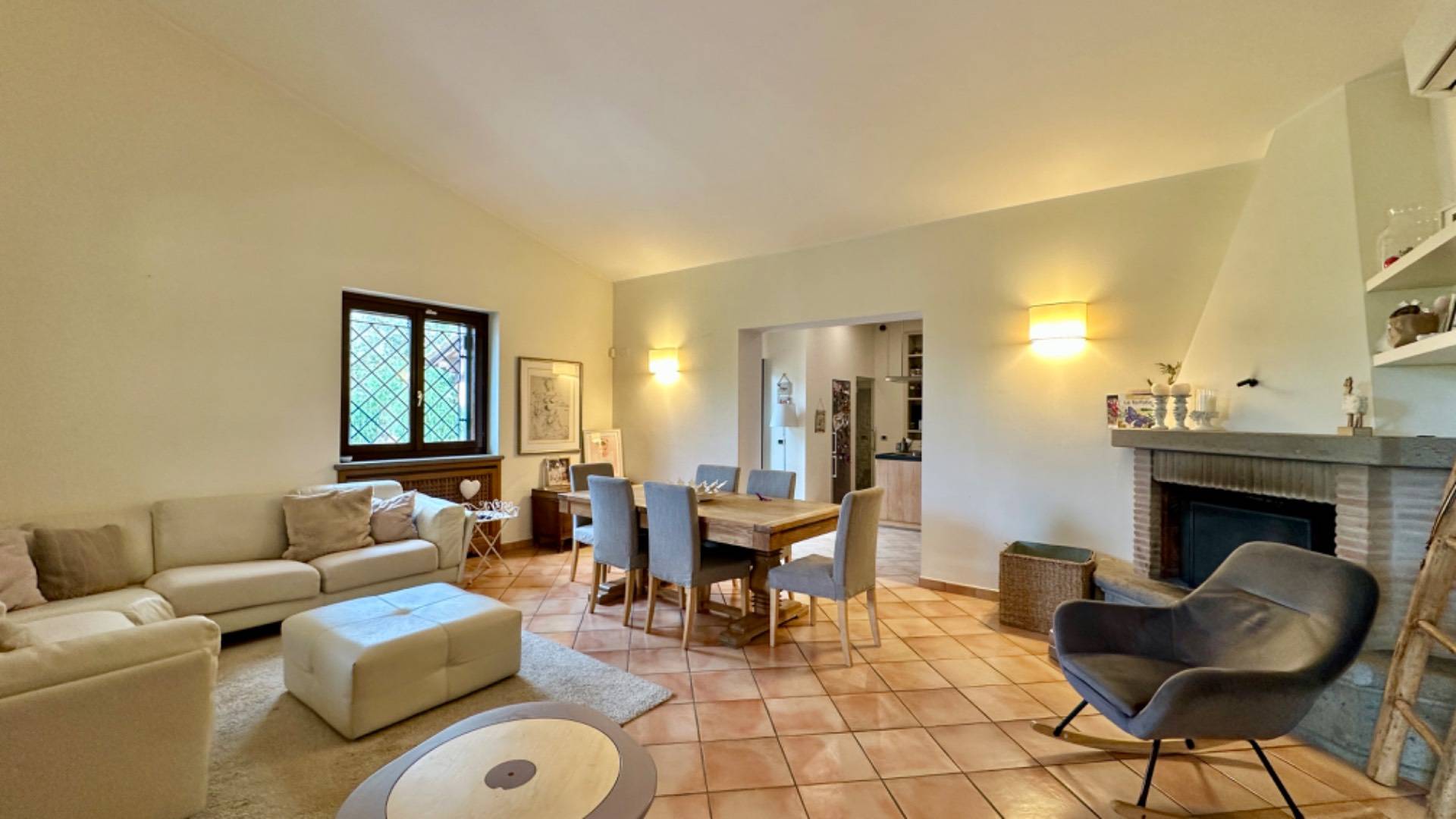 Villa in vendita a Campagnano di Roma, Loc. Selva Grossa