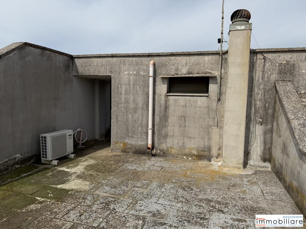 Casa indipendente con giardino in via leonardo mascello 70, Castrignano de' Greci