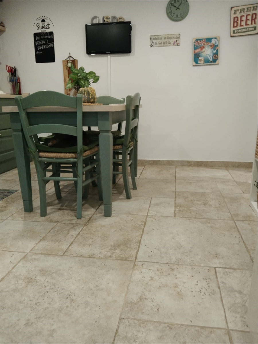 Casa indipendente con box, Modugno zona centrale