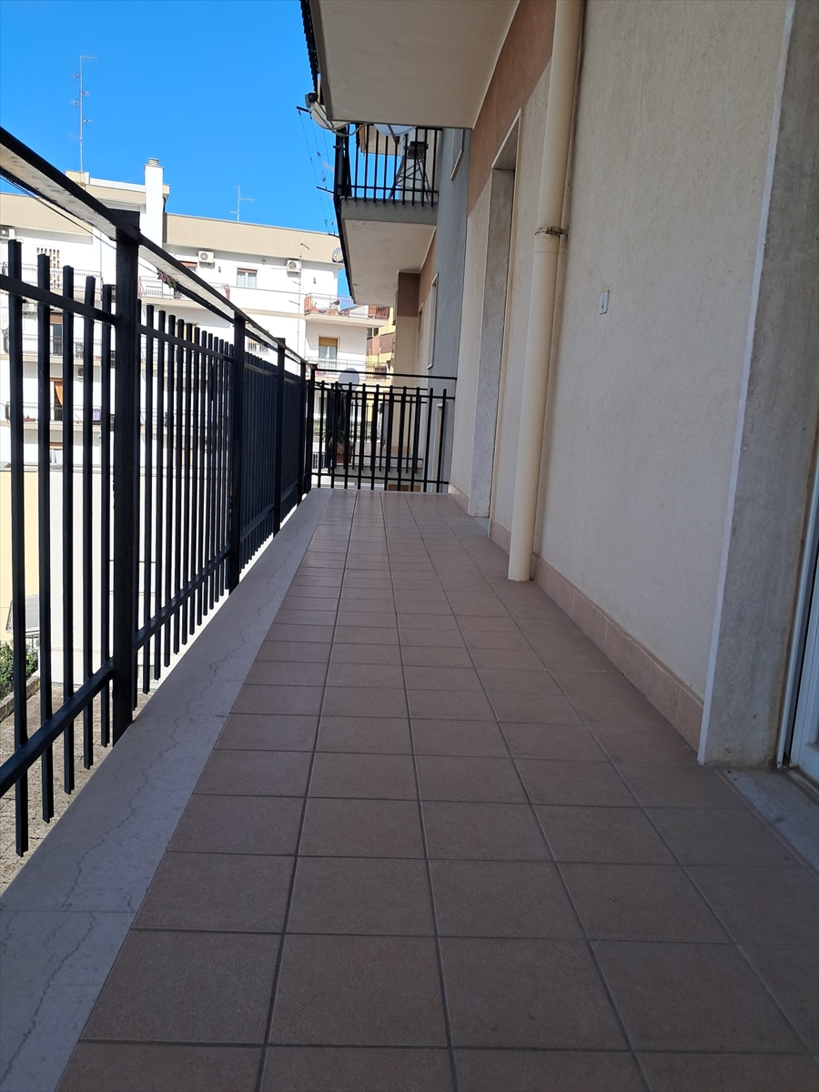 Trilocale da ristrutturare, Modugno zona vigili