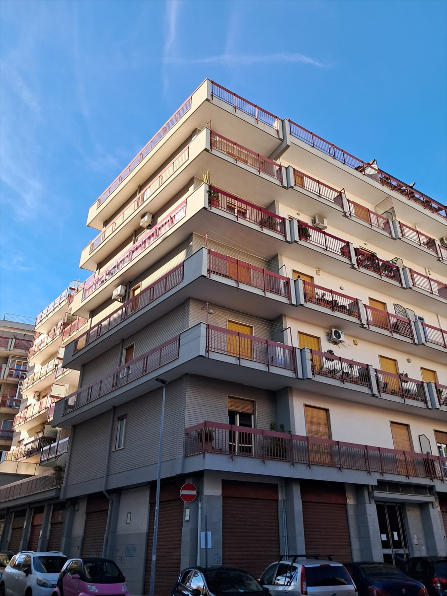 Quadrilocale da ristrutturare, Bitonto centrale