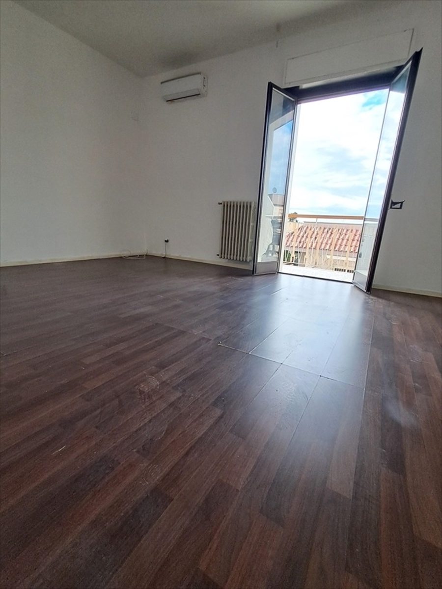 Trilocale in vendita, Modugno centro