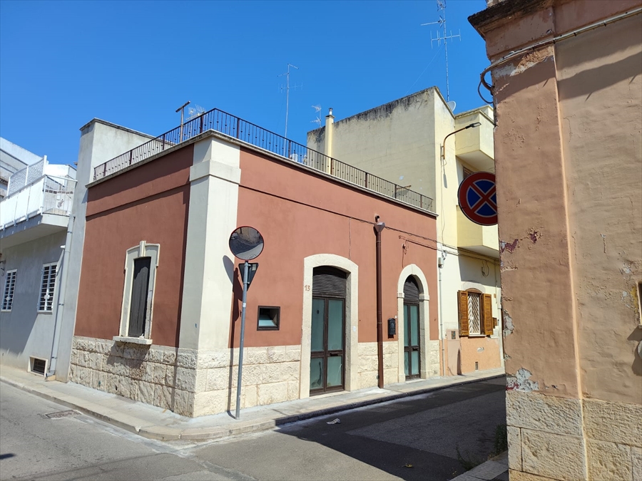 Casa indipendente in vendita, Modugno via roma