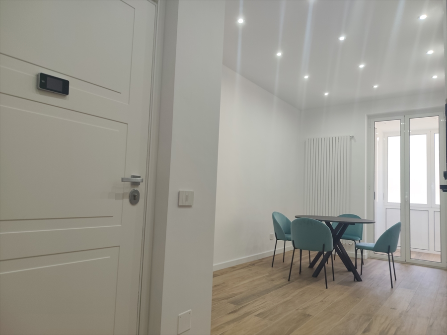 Bilocale ristrutturato, Bari stanic