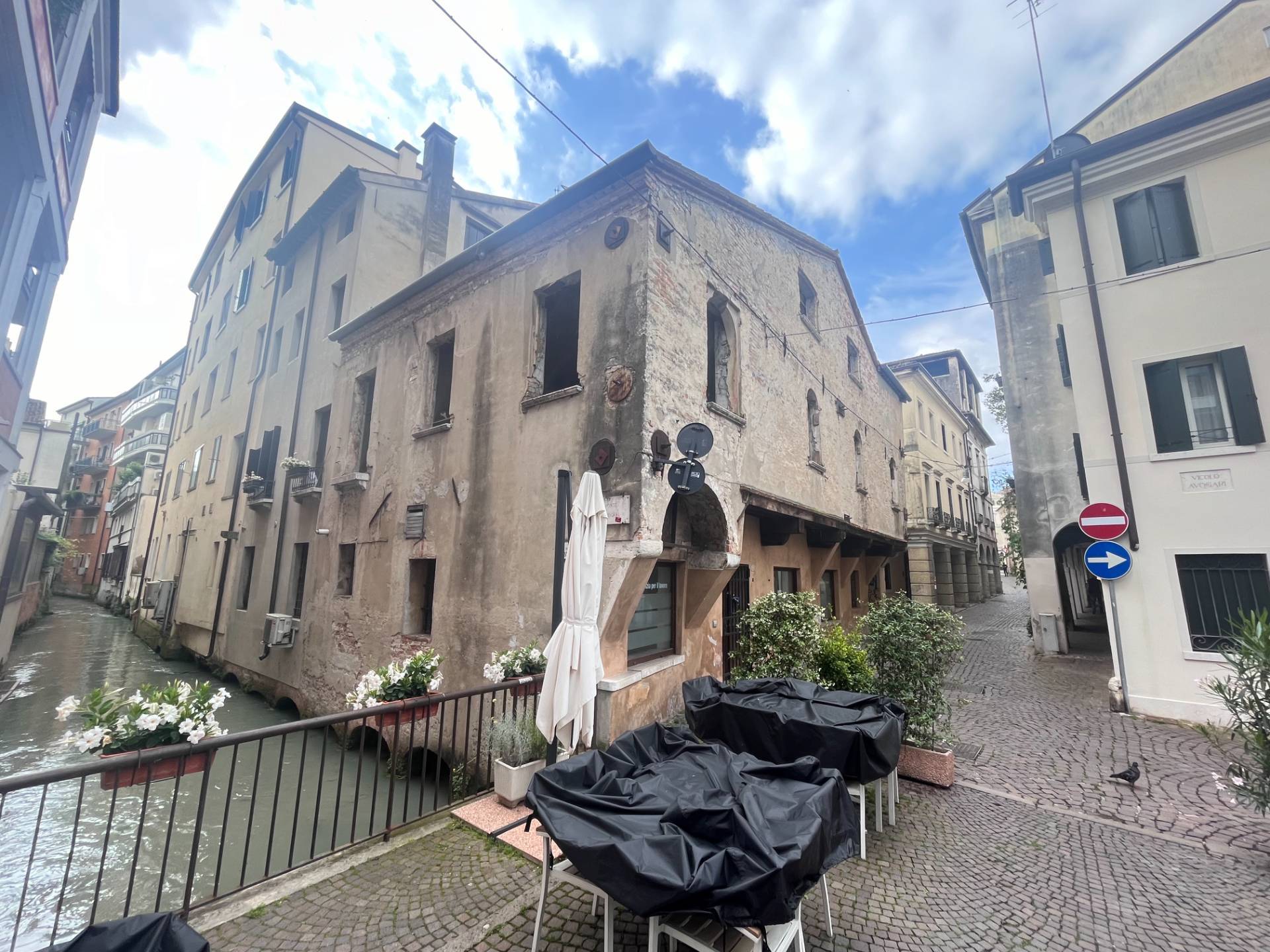 Stabile/Palazzo in vendita a Treviso, Centro storico