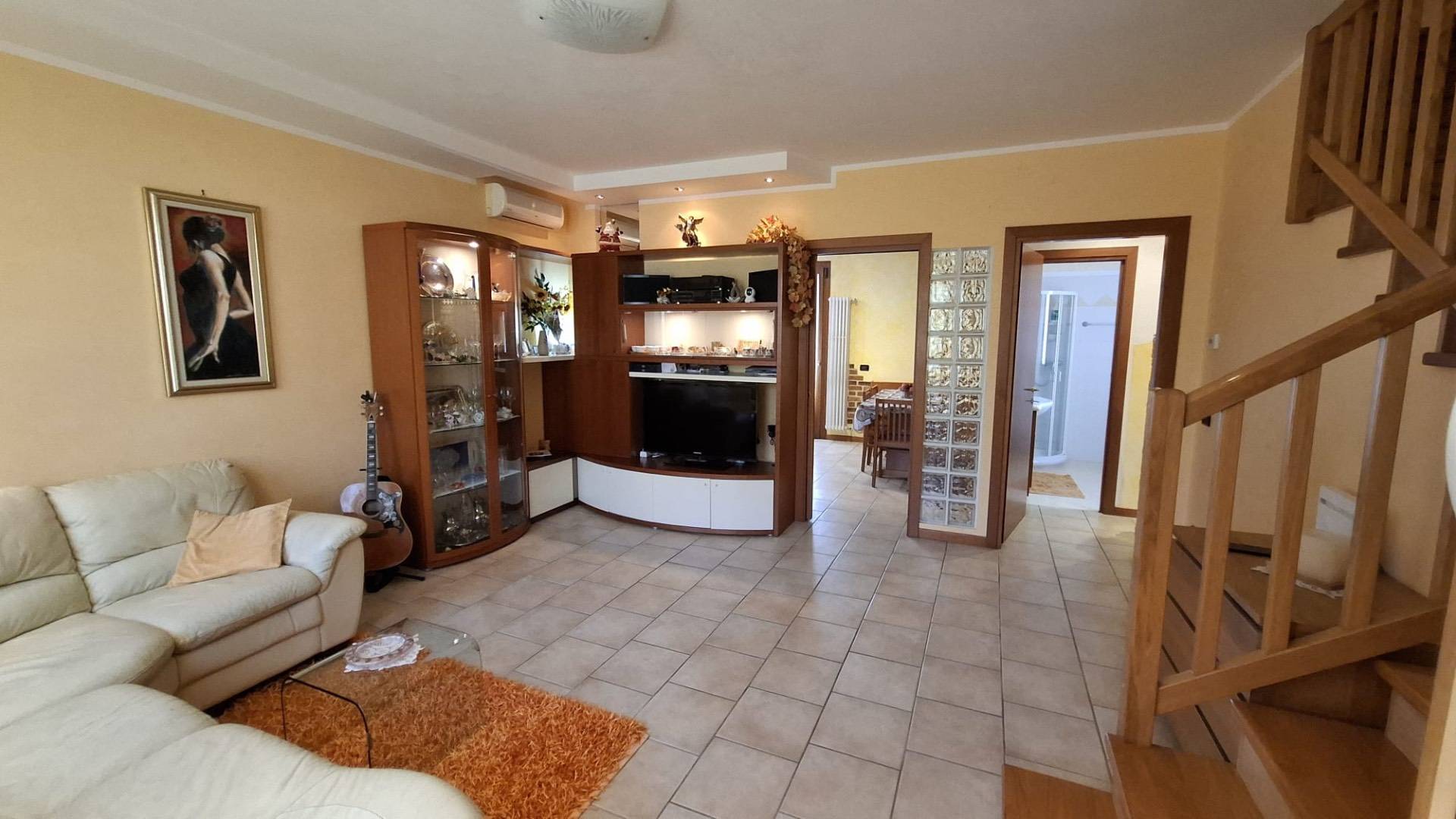 Villa a schiera in vendita a Susegana, Ponte della Priula