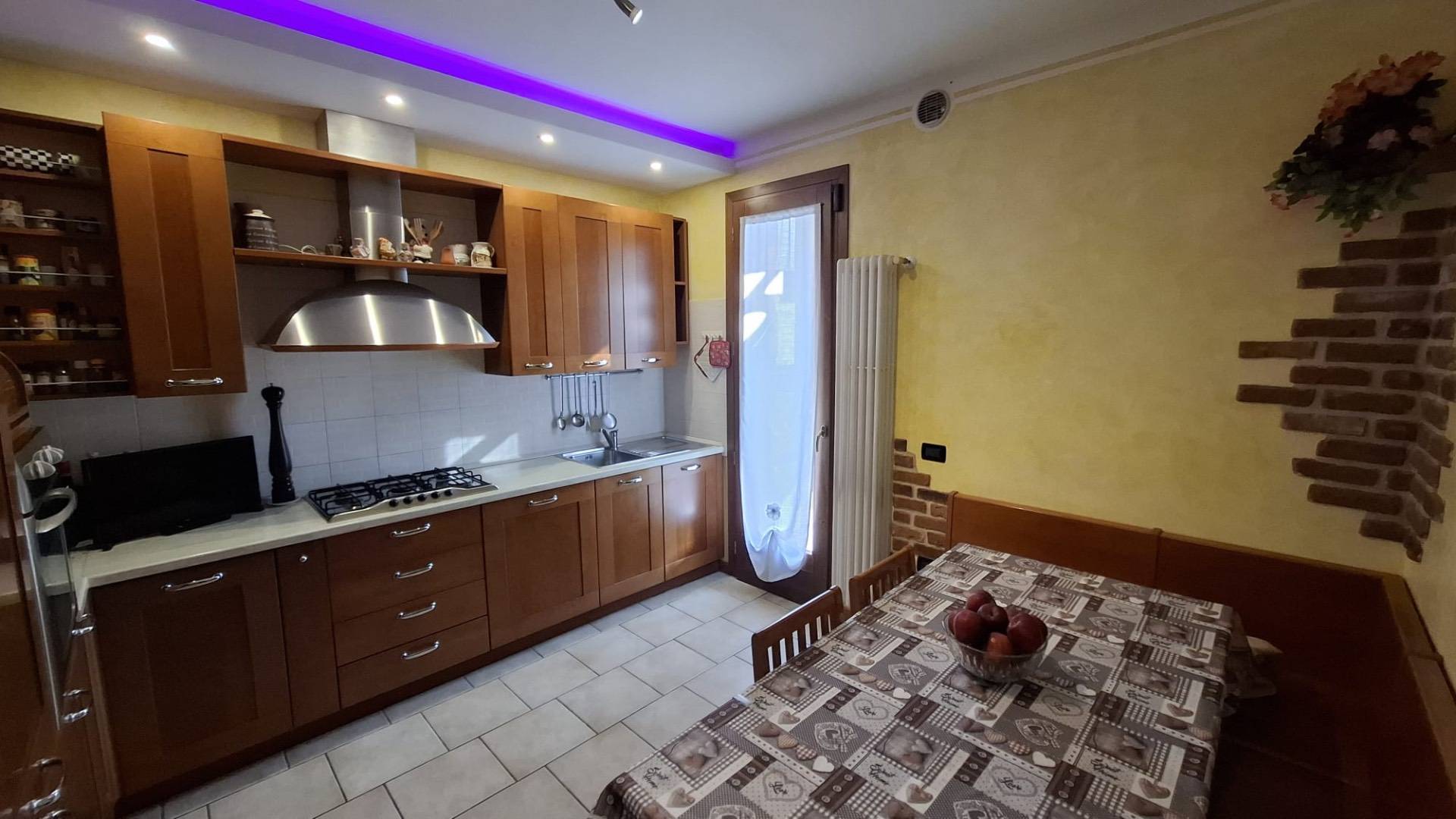 Villa a schiera in vendita a Susegana, Ponte della Priula