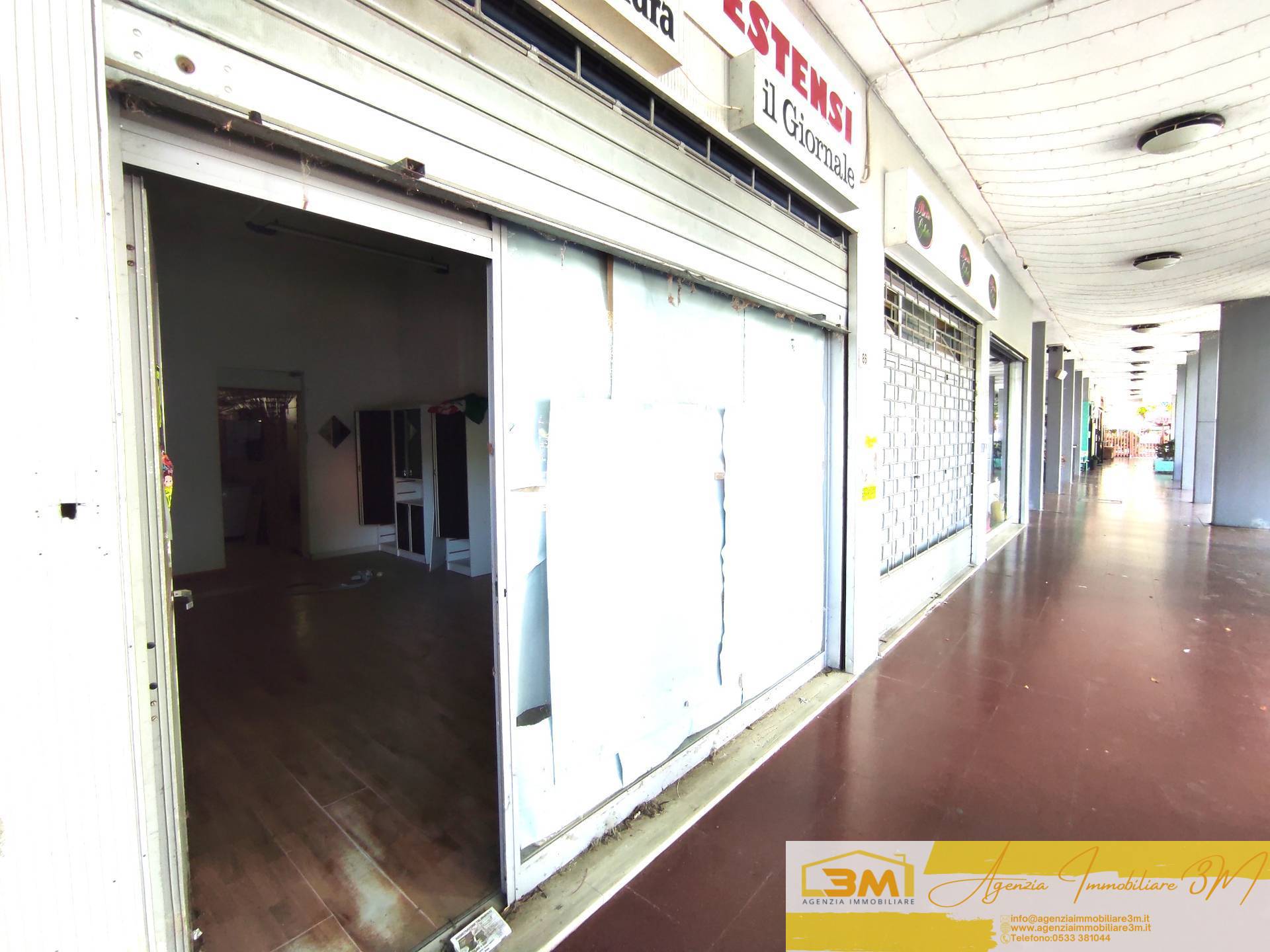 Locale commerciale in vendita a Comacchio, Lido degli Estensi