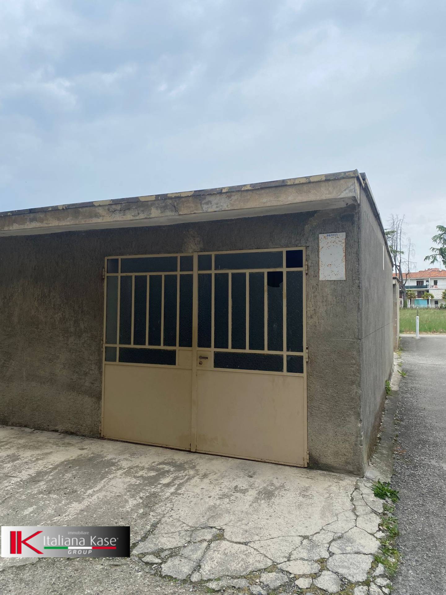 Box/Garage 30mq in vendita a Caluso