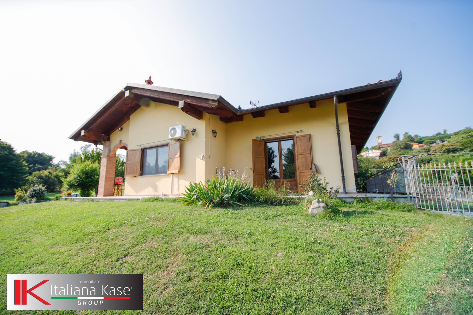 Villa con terrazzo, Orio Canavese orio