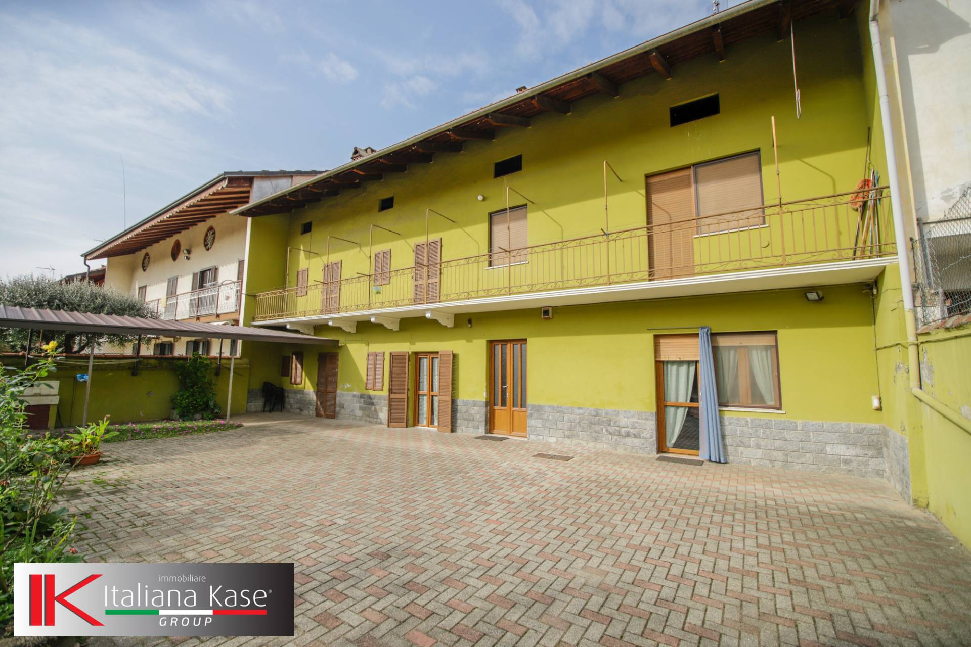 Casa indipendente con terrazzo, Caluso ar