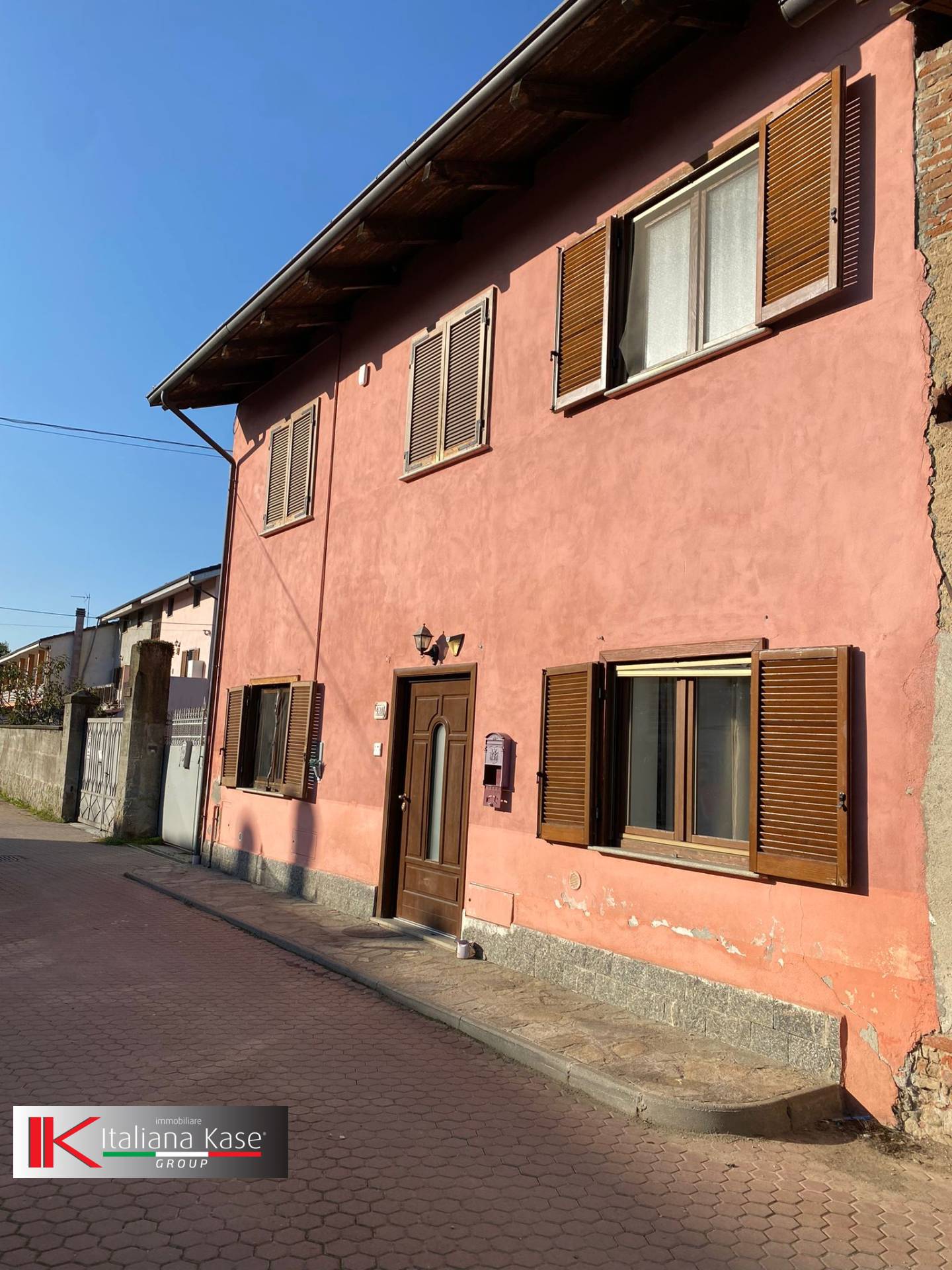 Casa indipendente con terrazzo, Caluso vallo