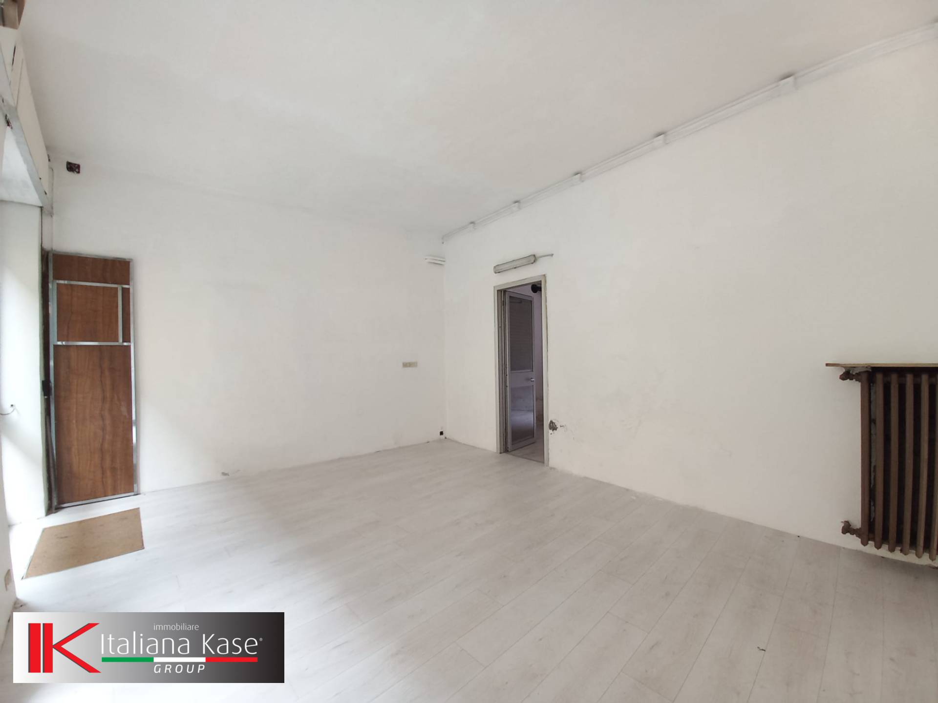 Locale commerciale in vendita a Caluso, caluso