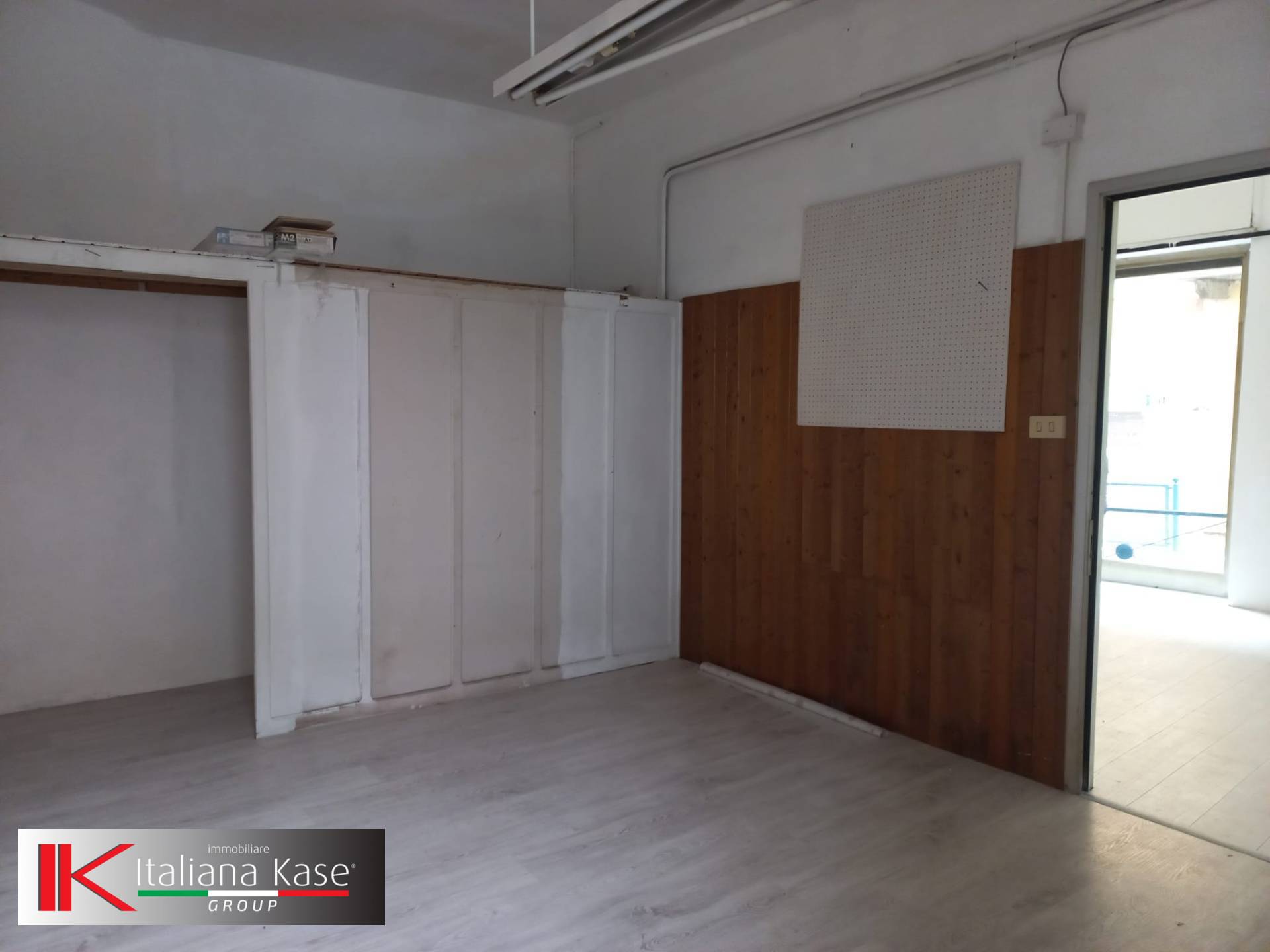 Locale commerciale in vendita a Caluso, caluso