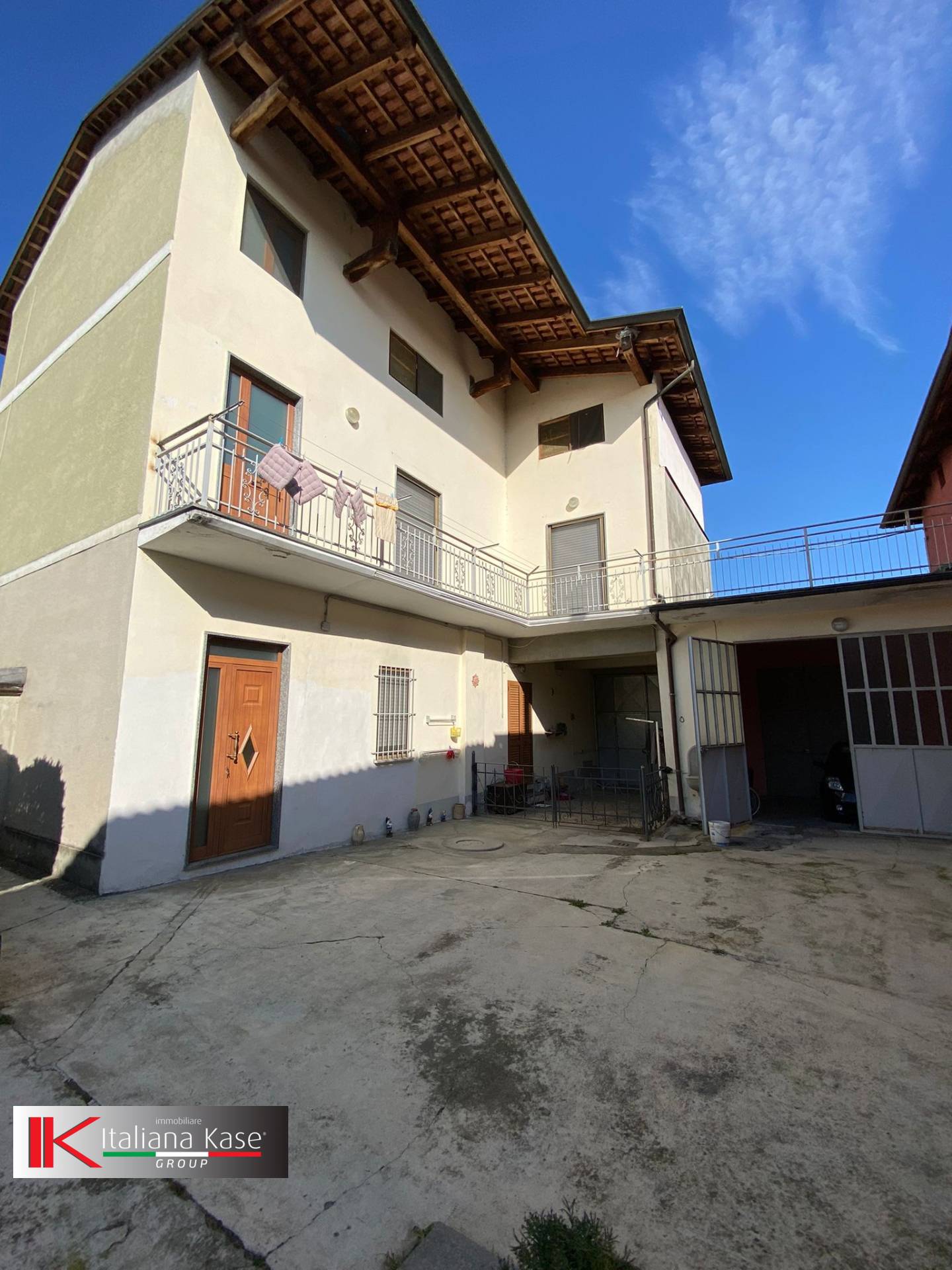 appartamento con terrazzo in affitto a Foglizzo, foglizzo