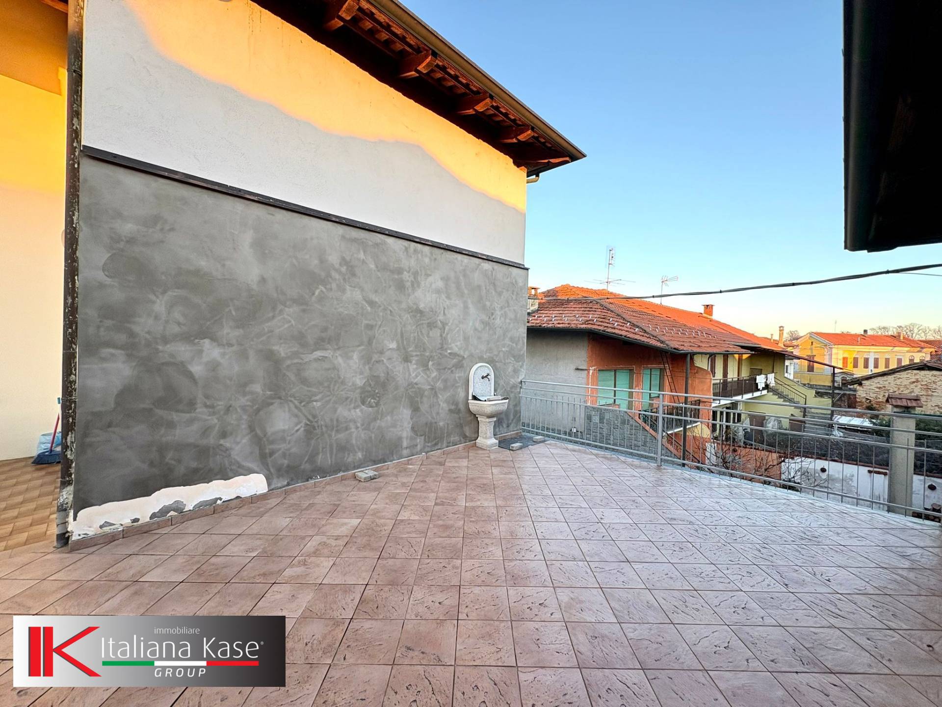 appartamento con terrazzo in affitto a Foglizzo, foglizzo