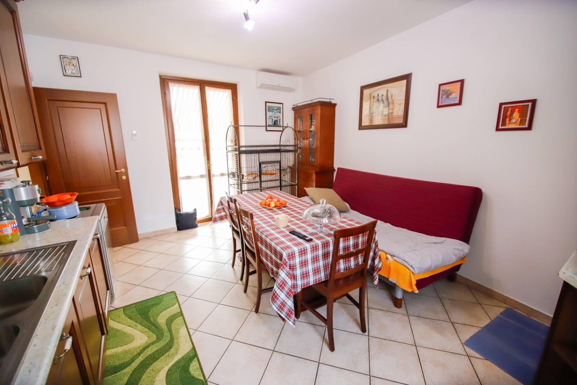 4 locali in vendita a Montanaro, Montanaro