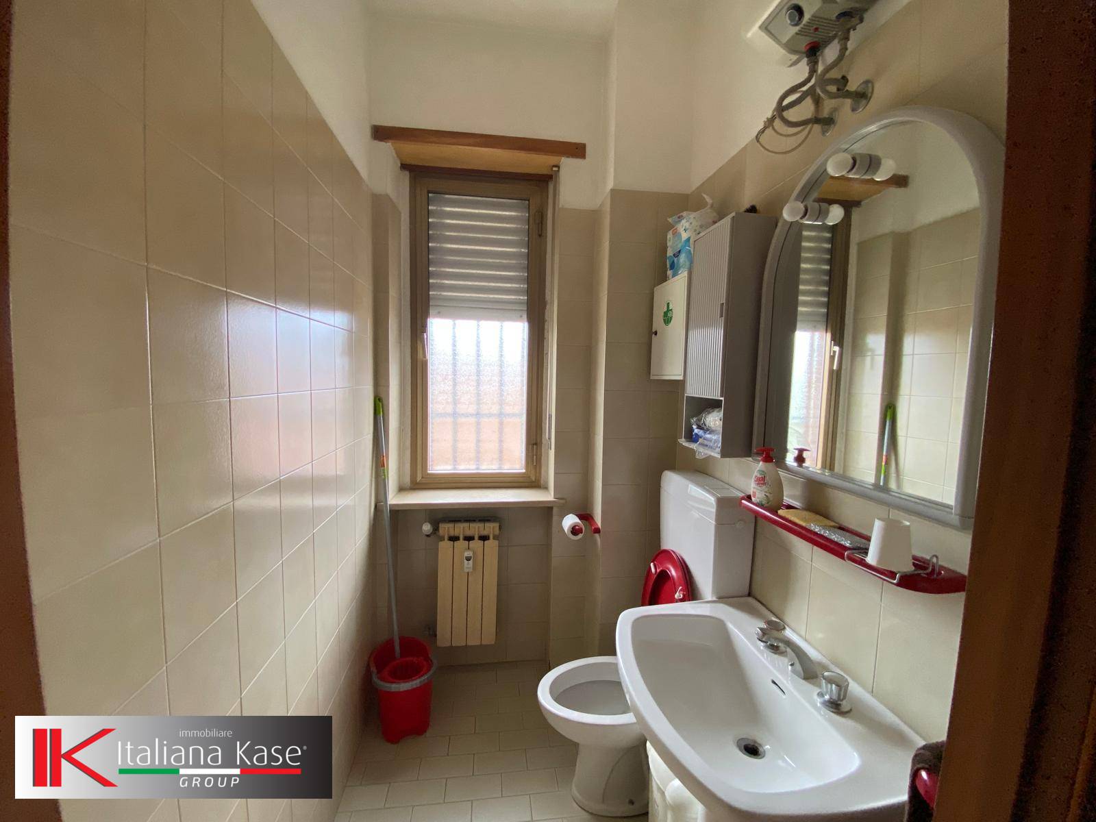 Locale commerciale in affitto a Mazz, Mazz