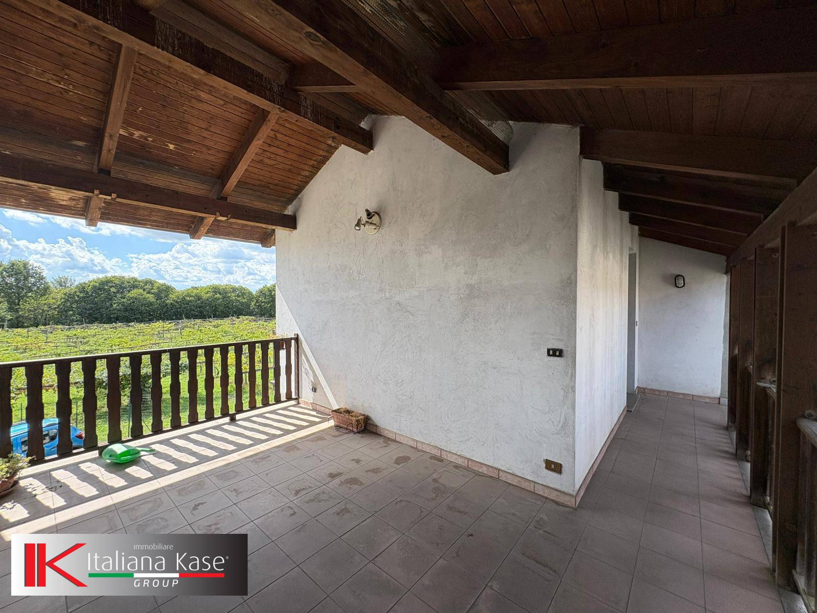 appartamento con terrazzo in affitto a Barone Canavese, barone