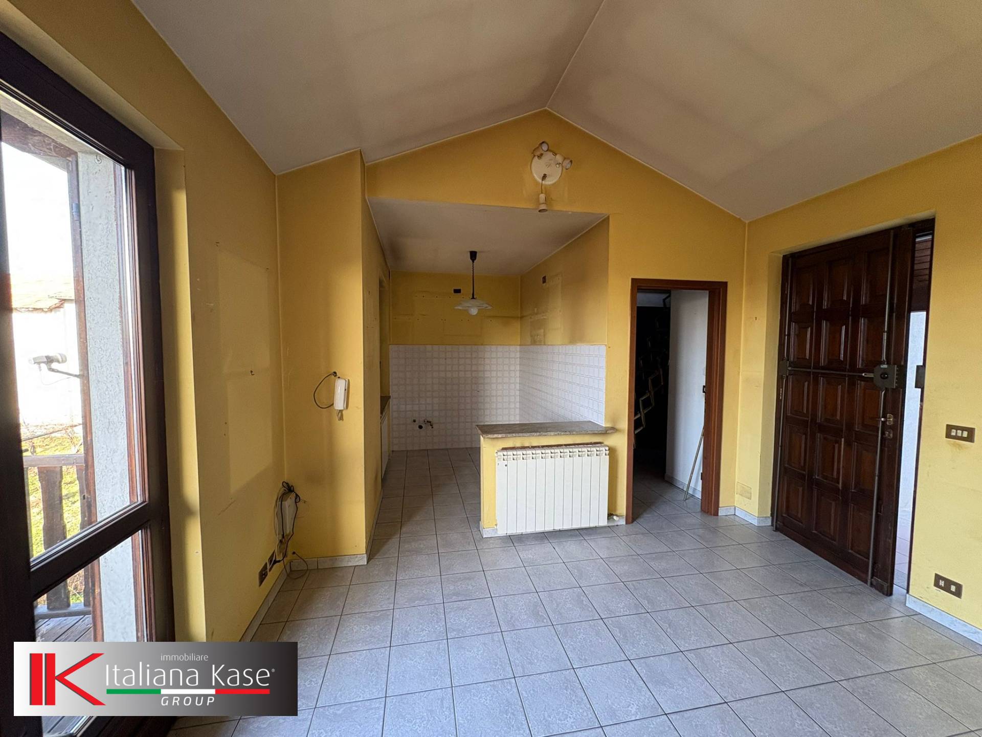 appartamento con terrazzo in affitto a Barone Canavese, barone