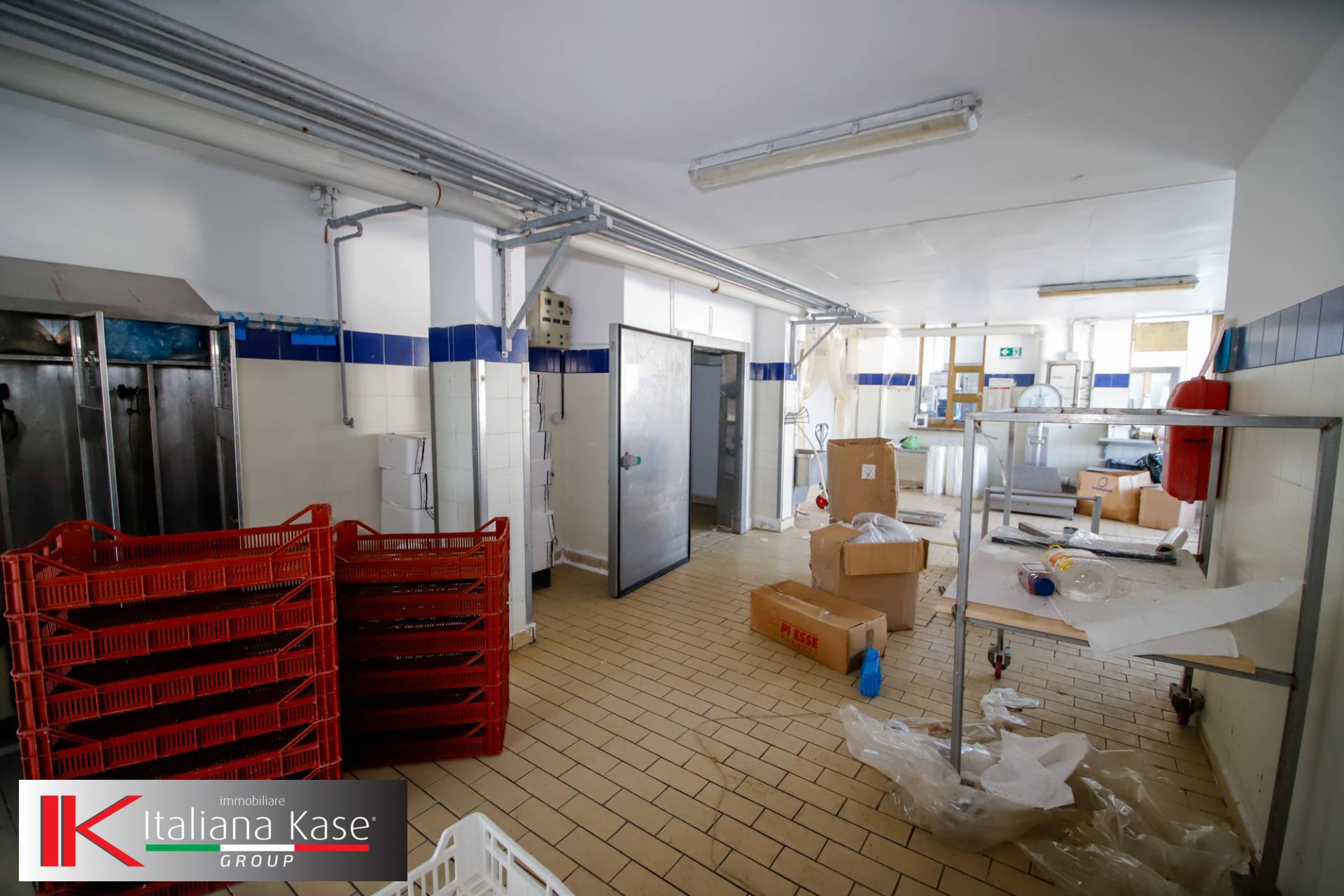 Locale commerciale in vendita a Foglizzo