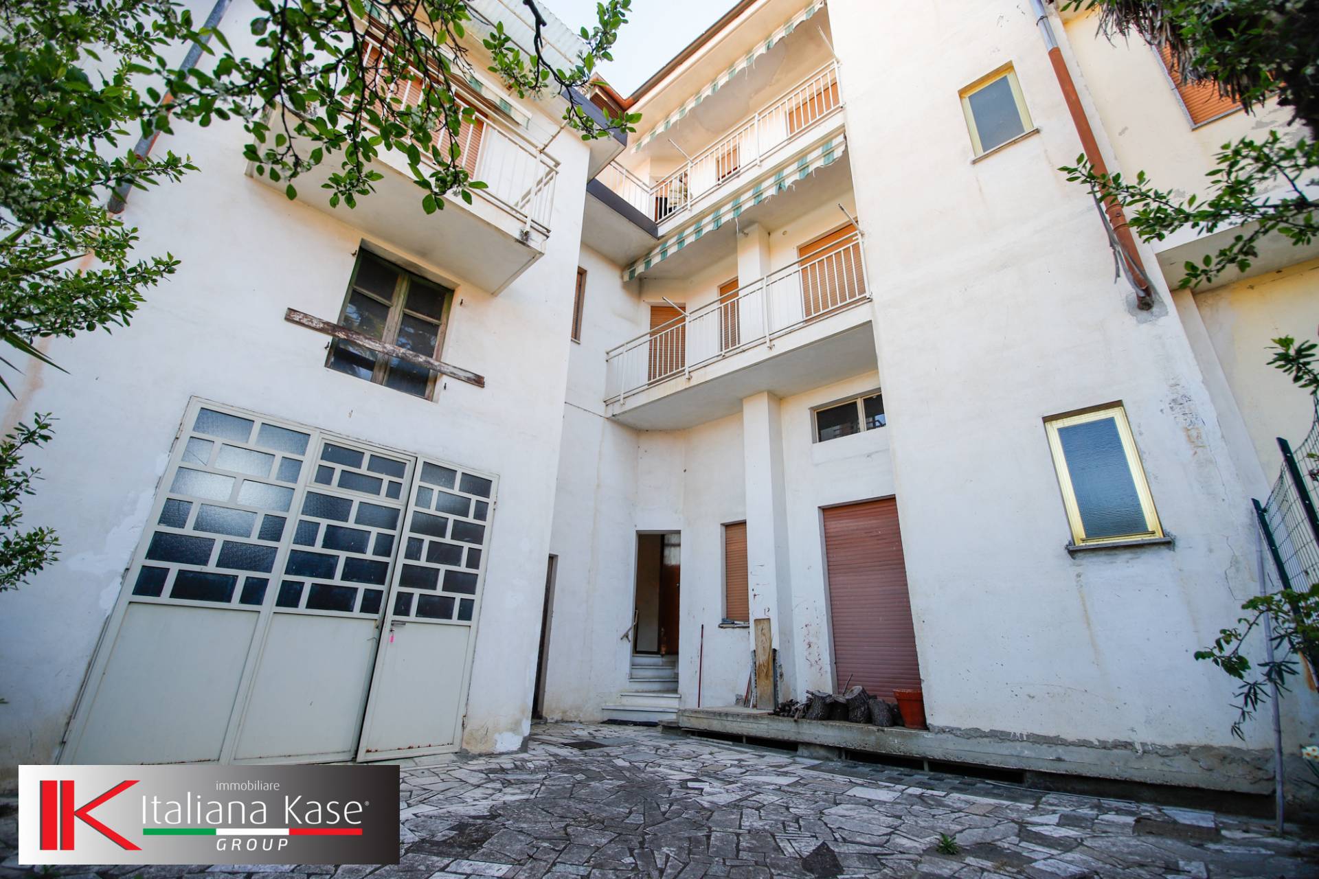 Palazzina in vendita a Caluso, Ar