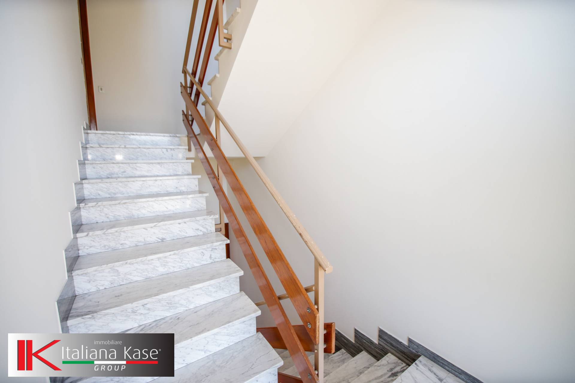 Palazzina in vendita a Caluso, Ar