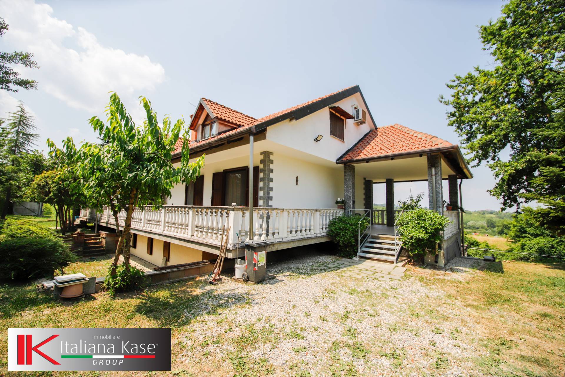 Villa singola in vendita a Lauriano, Piazzo