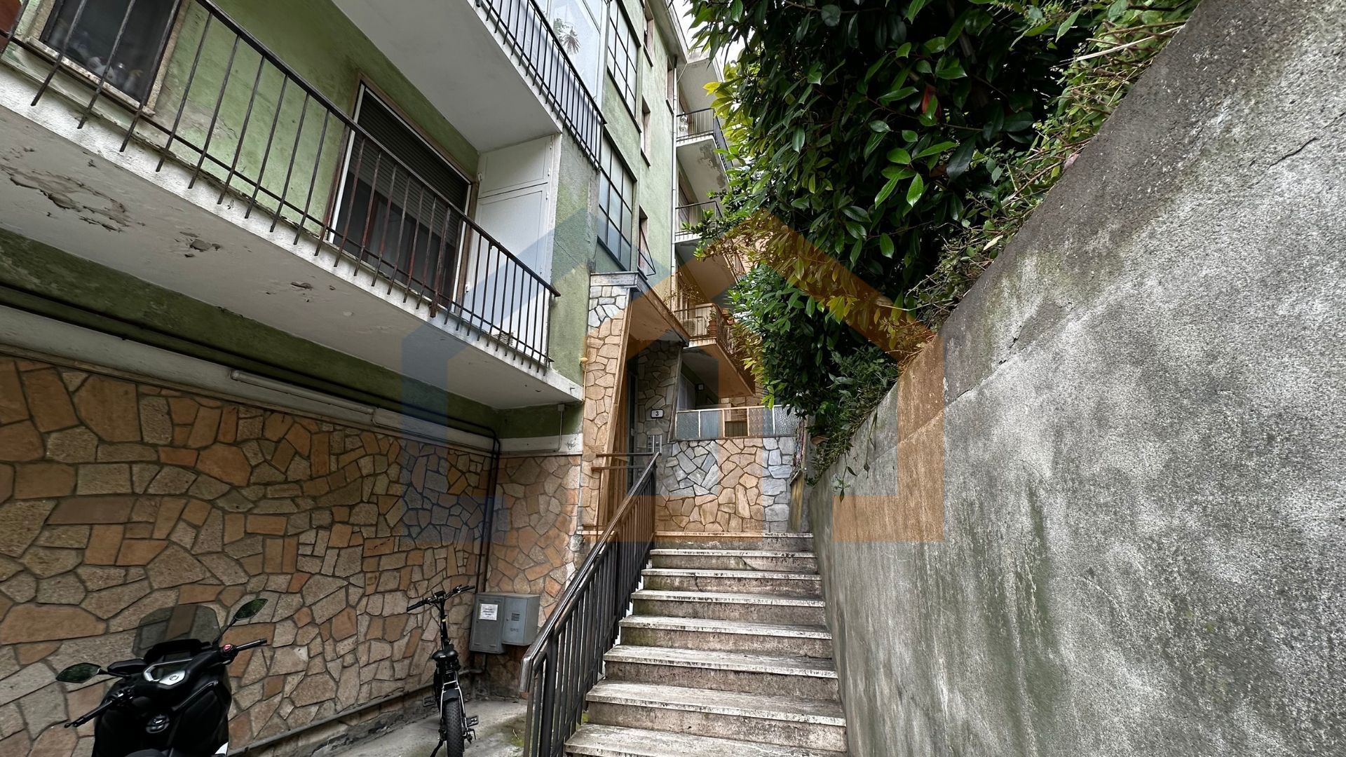 Appartamento da ristrutturare in via nostra signora degli angeli 3, Savona