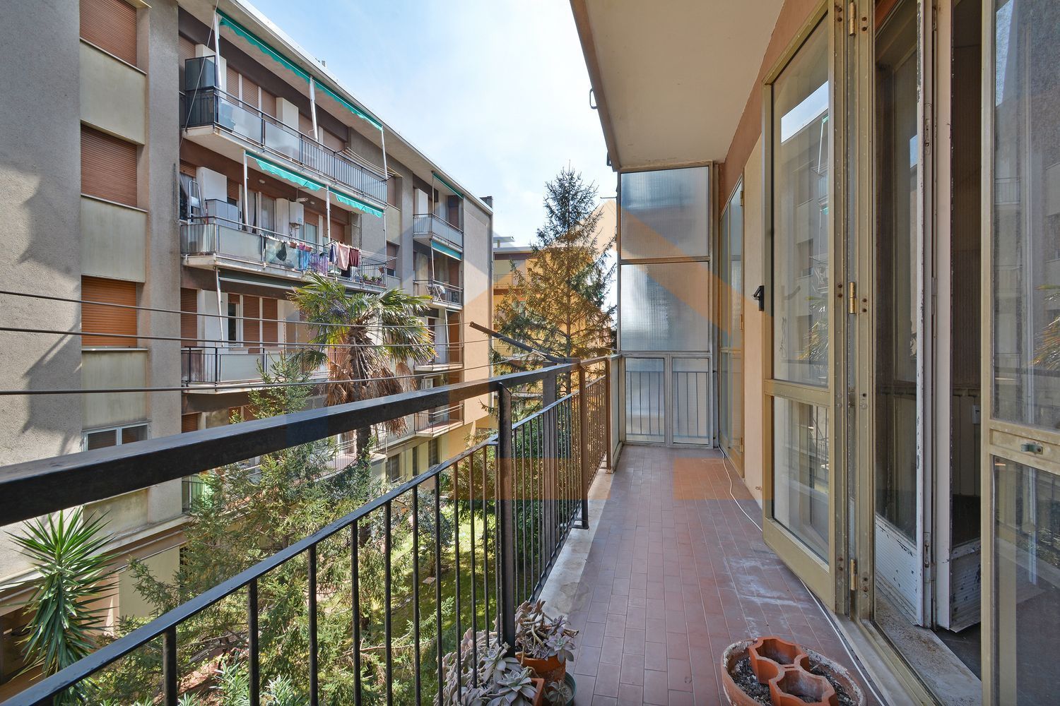 Quadrilocale da ristrutturare in via sisto iv, Albisola Superiore